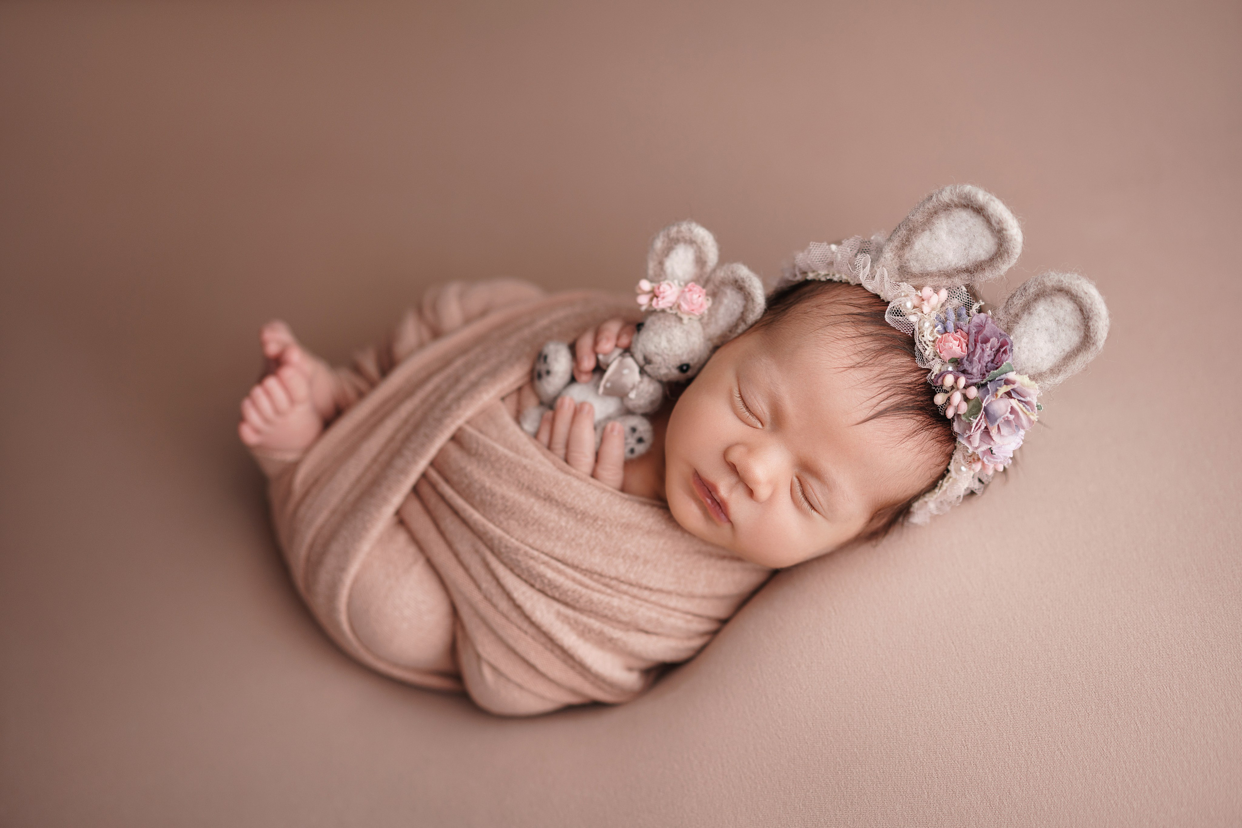 Фотосессия новорожденных | Галерея трогательных кадров малышей в стиле newborn. Фотосессия новорожденных в Москве и Московской области | Профессиональный фотограф newborn — Татьяна Иванова