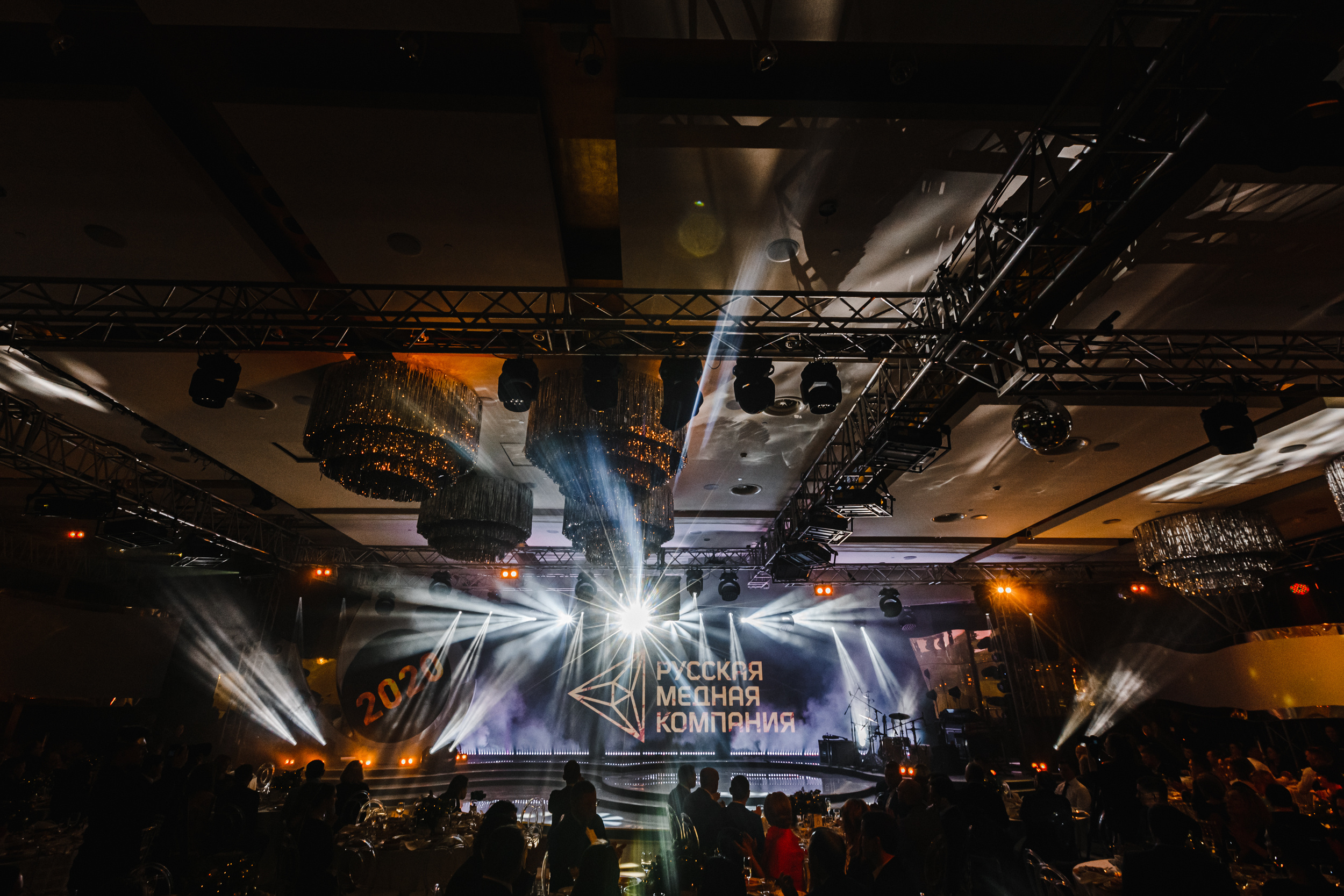 Профессиональный фотограф на корпоратив РМК в Москве. Свадебный фотограф в Москве | Антон Матвеев