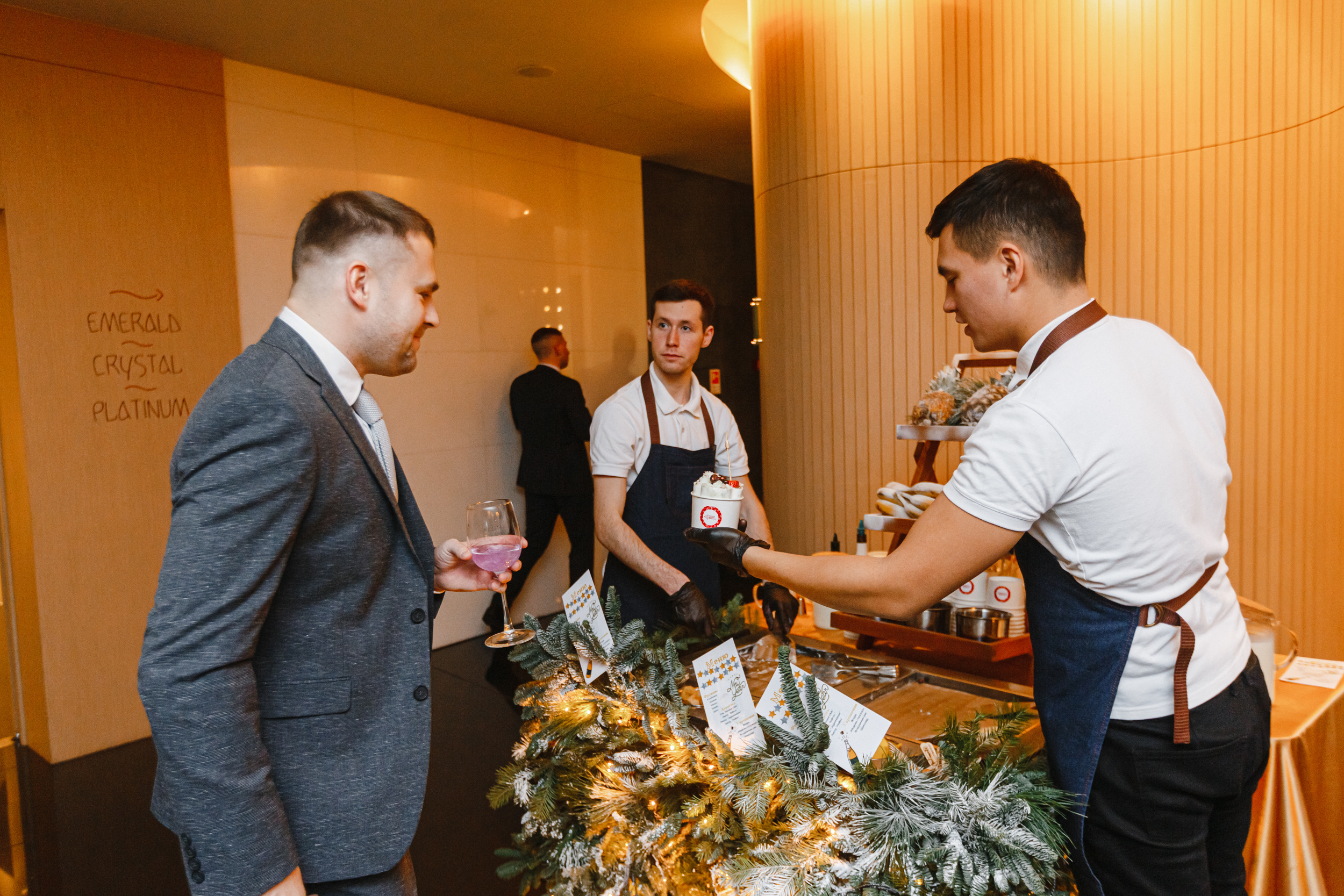 Профессиональный фотограф на корпоратив РМК в Москве. Свадебный фотограф в Москве | Антон Матвеев