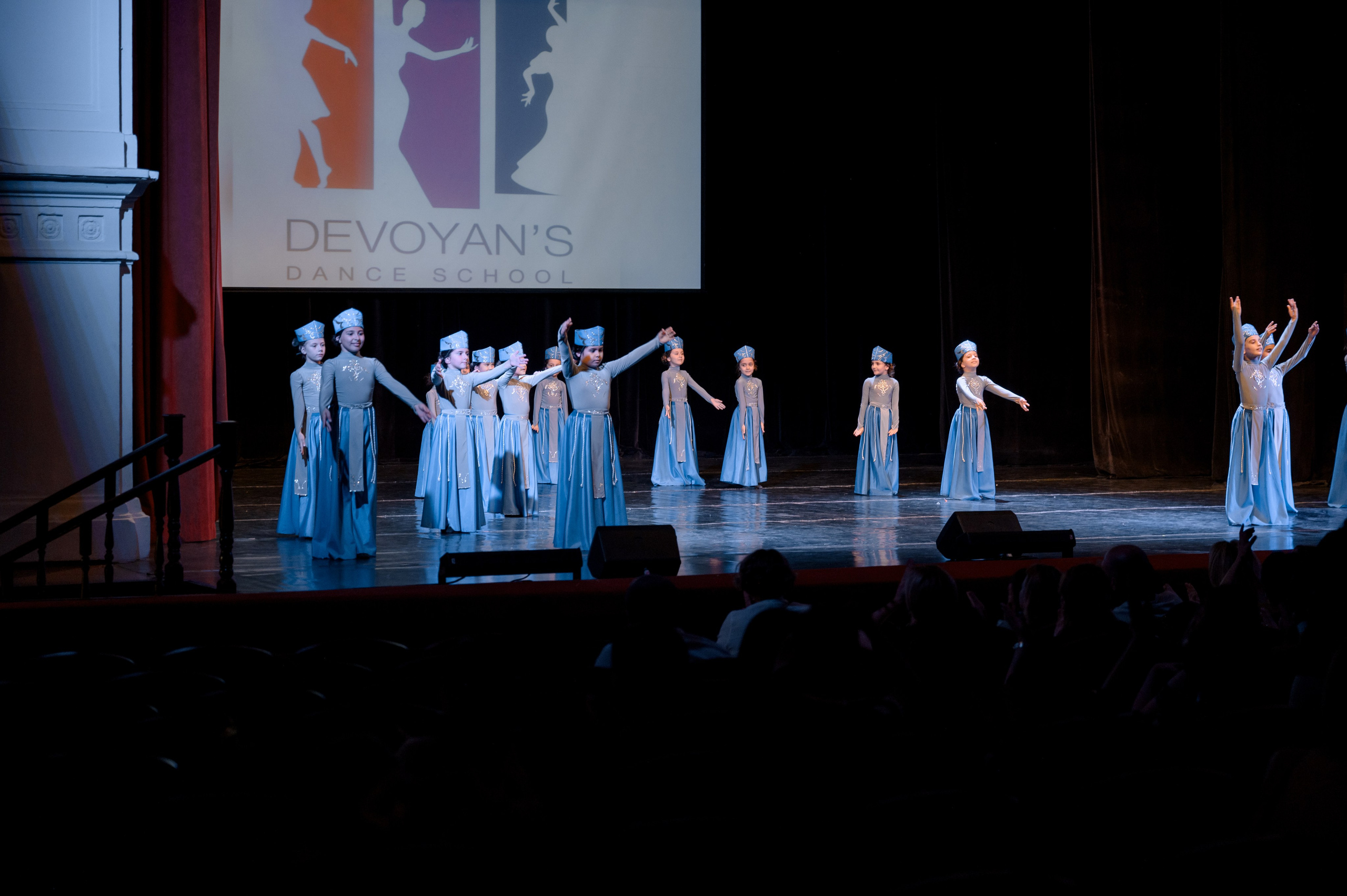 Театр. Главная