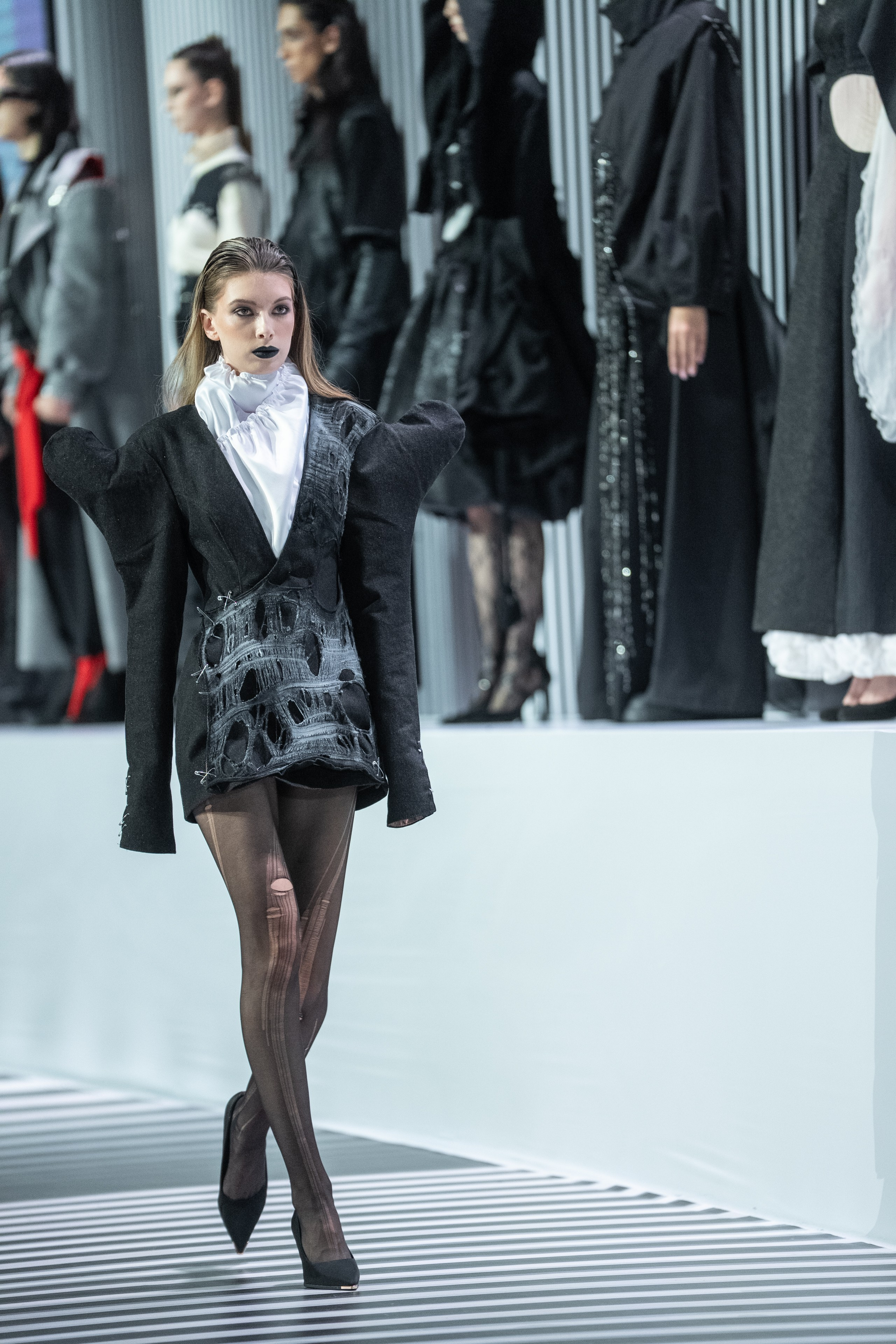 New Generation-OPEN WAY. Сайт Алматинского НЮ АРТ, будуар и фэшн фотографа Дениса Карпенко