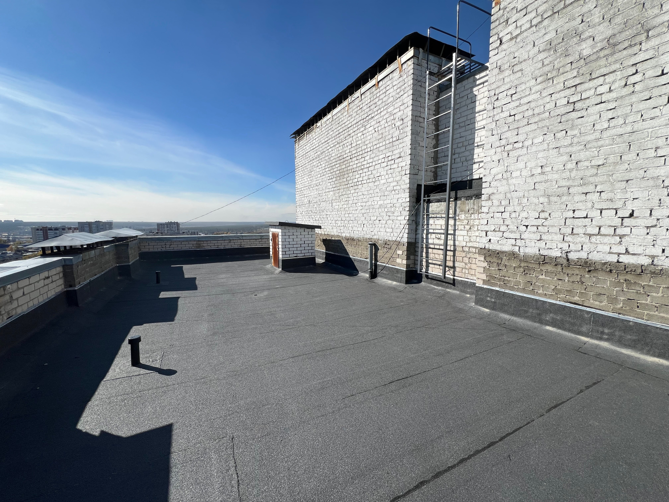 ТСЖ Строителей 33 Монтаж наплавляемой кровли