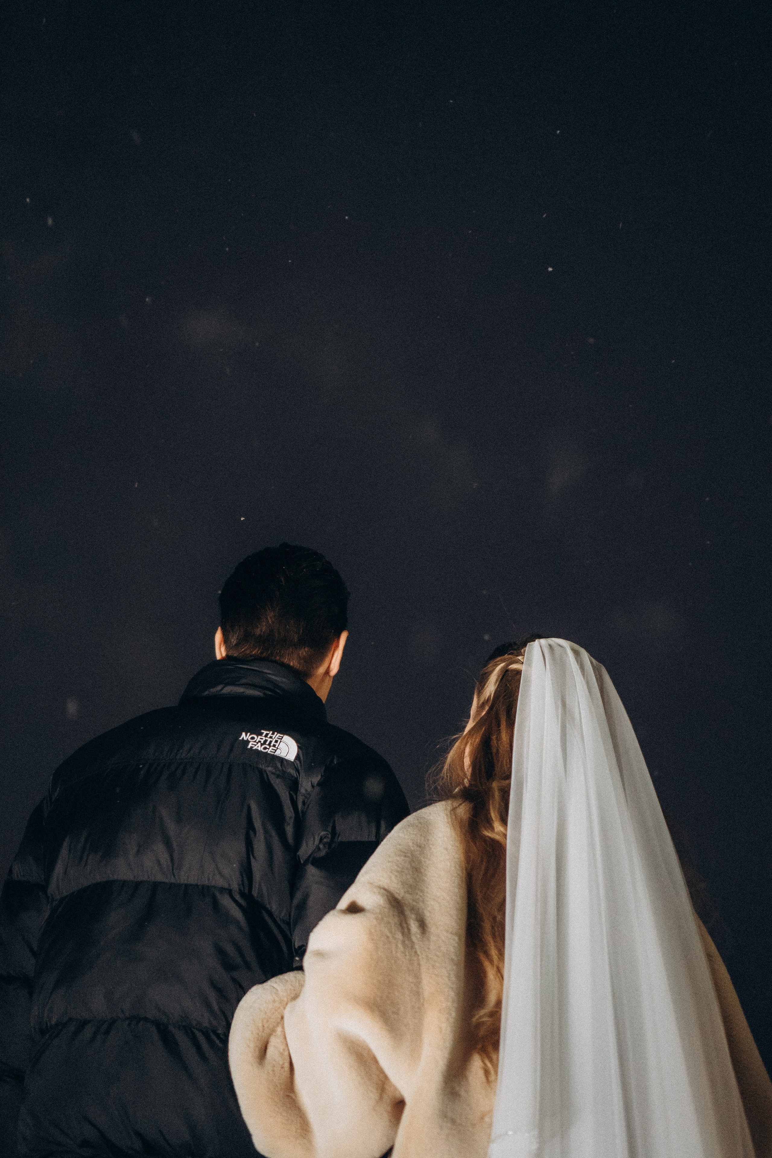 СВАДЕБНАЯ СЬЕМКА СБОРОВ В ОТЕЛЕ И ВЫЕЗД НА ЦЕРЕМОНИЮ (СНЯТО В СИБИРЕ В НИЖНЕВАРТОВСКЕ). Профессиональный фотограф, Санкт-Петербург — Виктория Богомолова