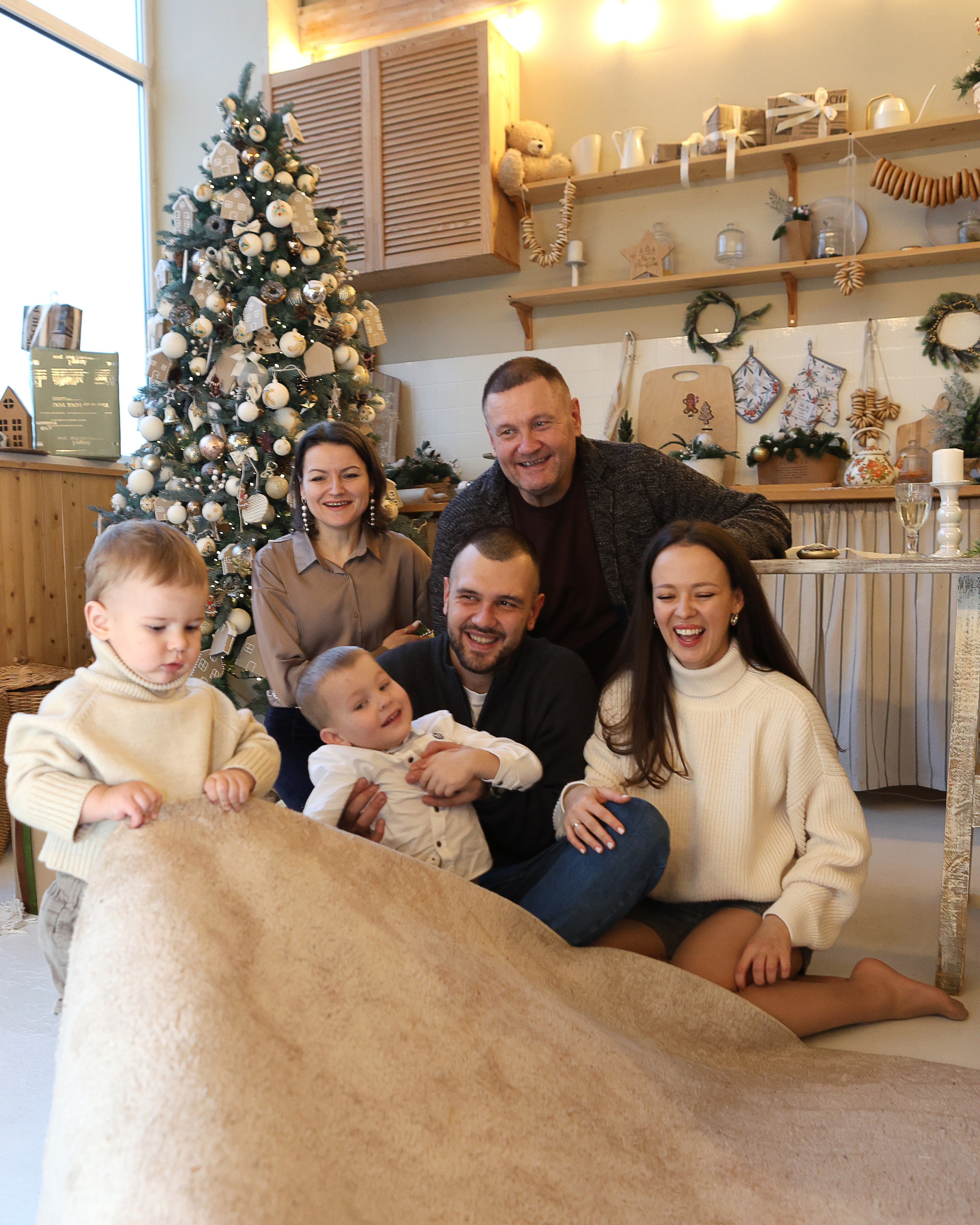 Большая семья. Фотограф в Санкт-Петербурге. Индивидуальная съемка и фотопрогулки