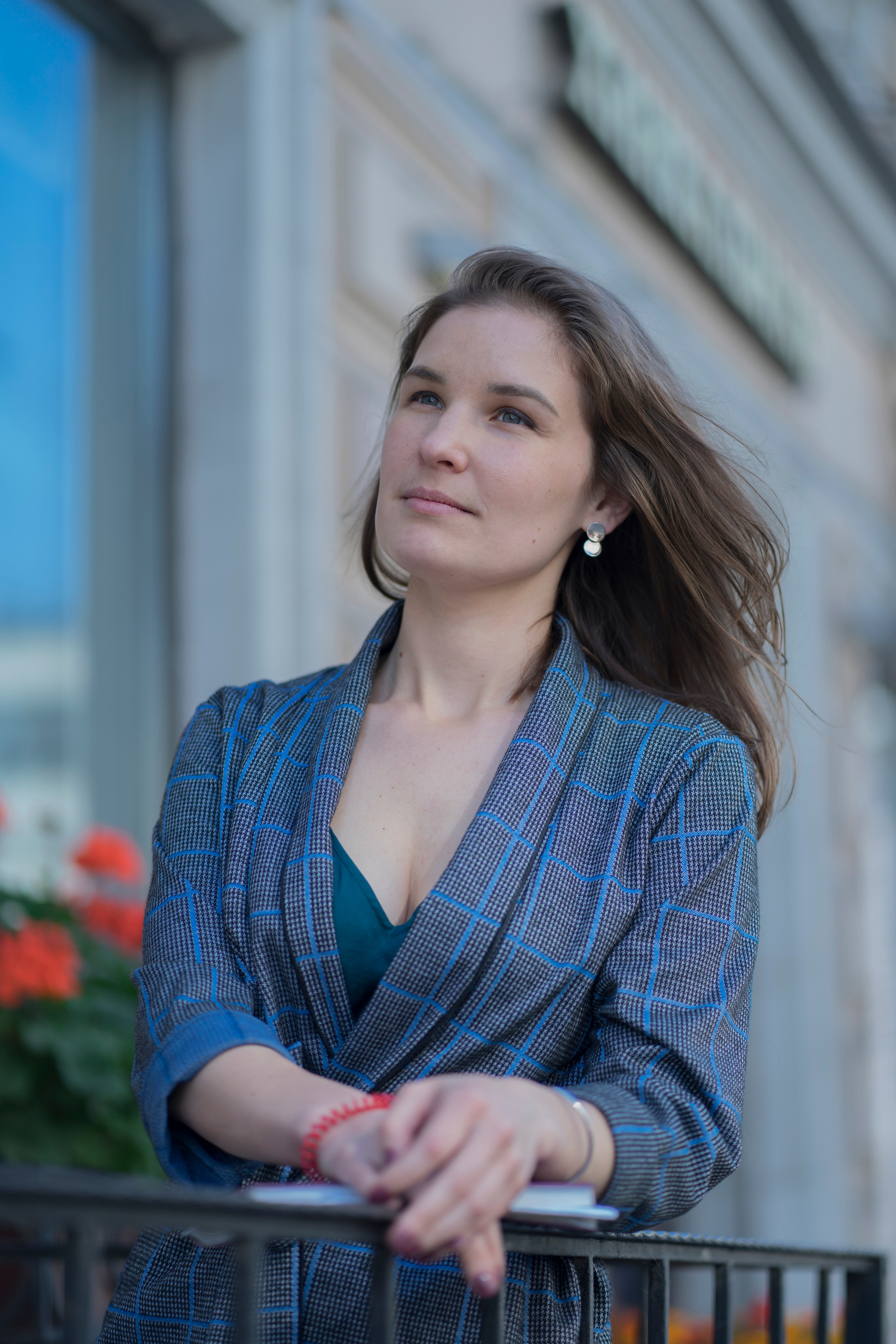 Женский портрет. Главная