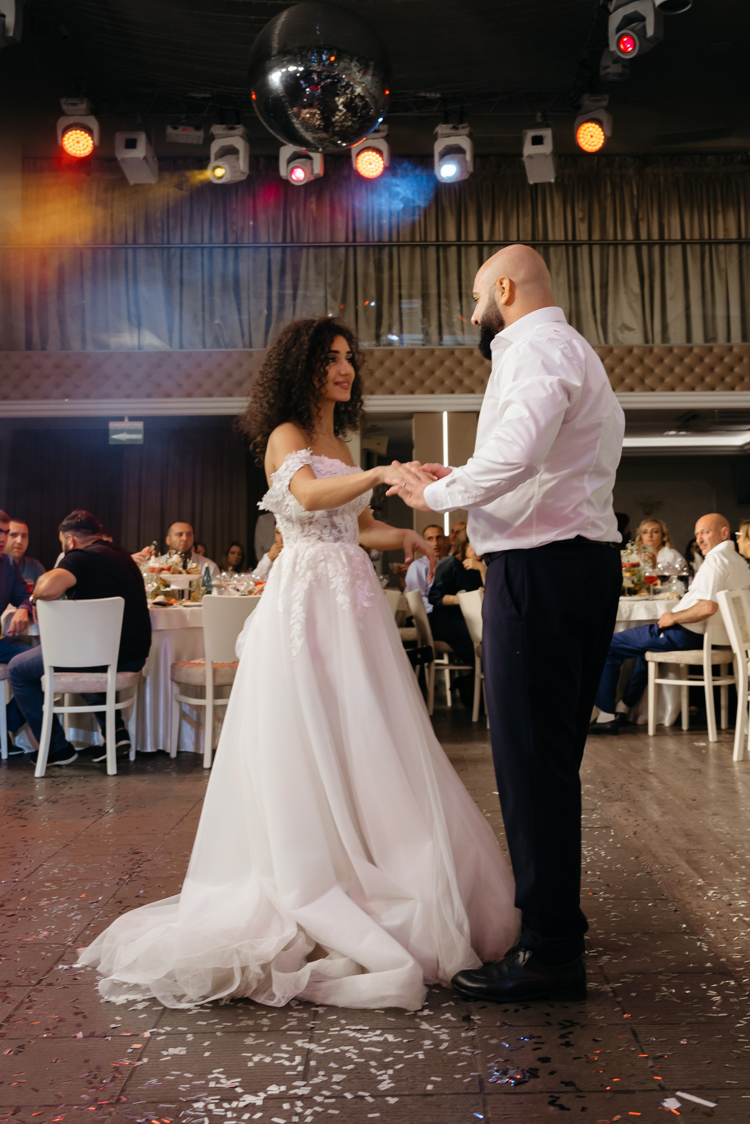 Грайр и Вартик. Свадебный фотограф Красноярск Вязьминова Мария