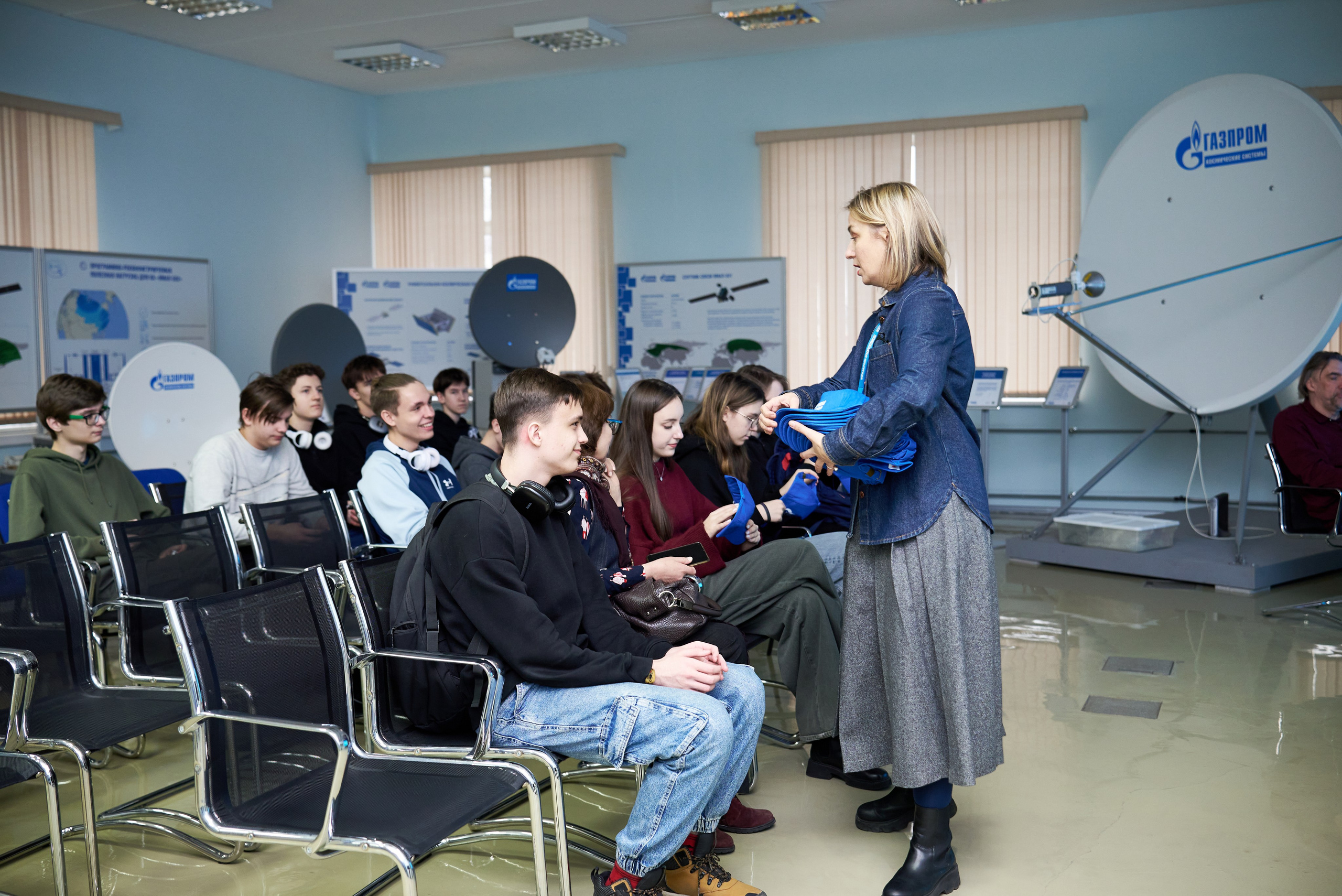 Экскурсия в «Газпром Космические системы». Фотограф Щёлково