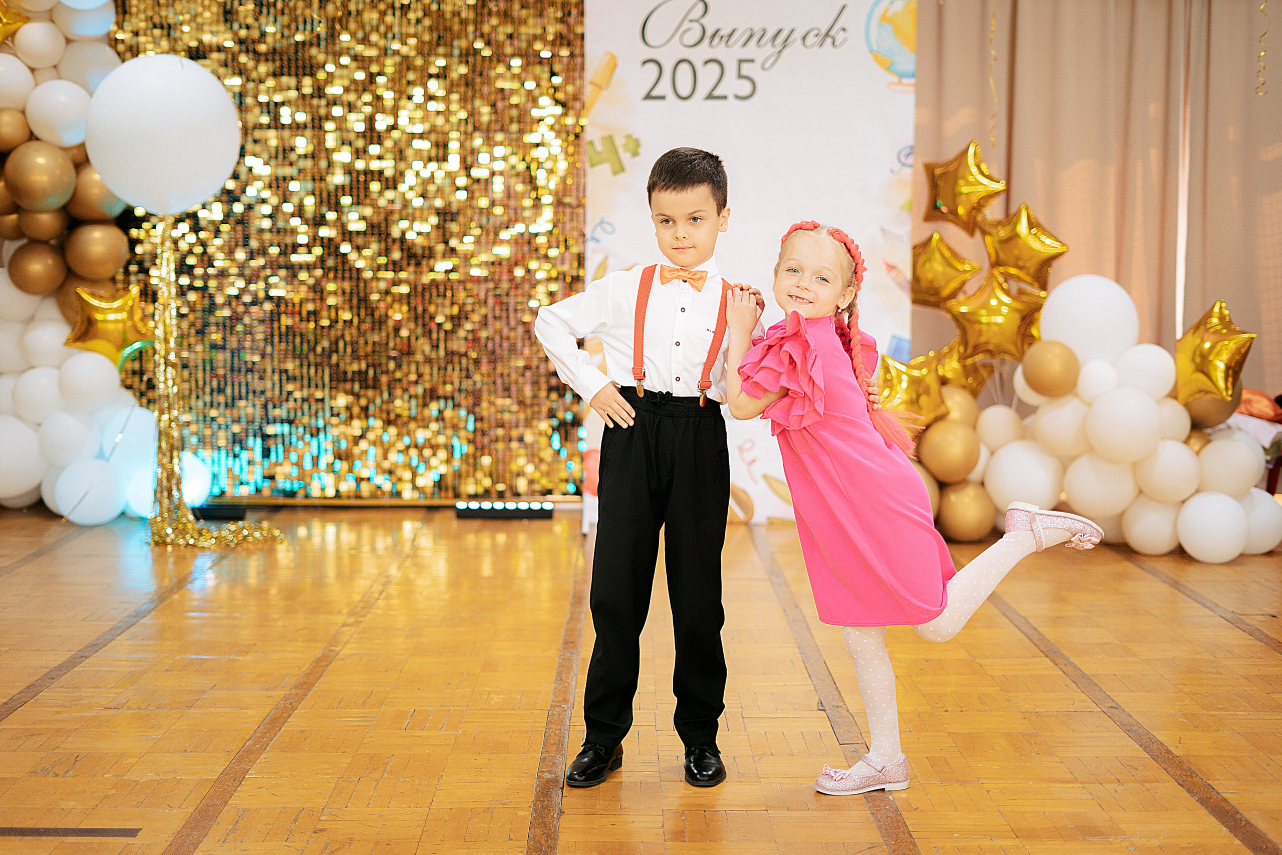 Фотосъёмка выпускного. Школьный фотограф в Челябинске. Выпускные фотоальбомы