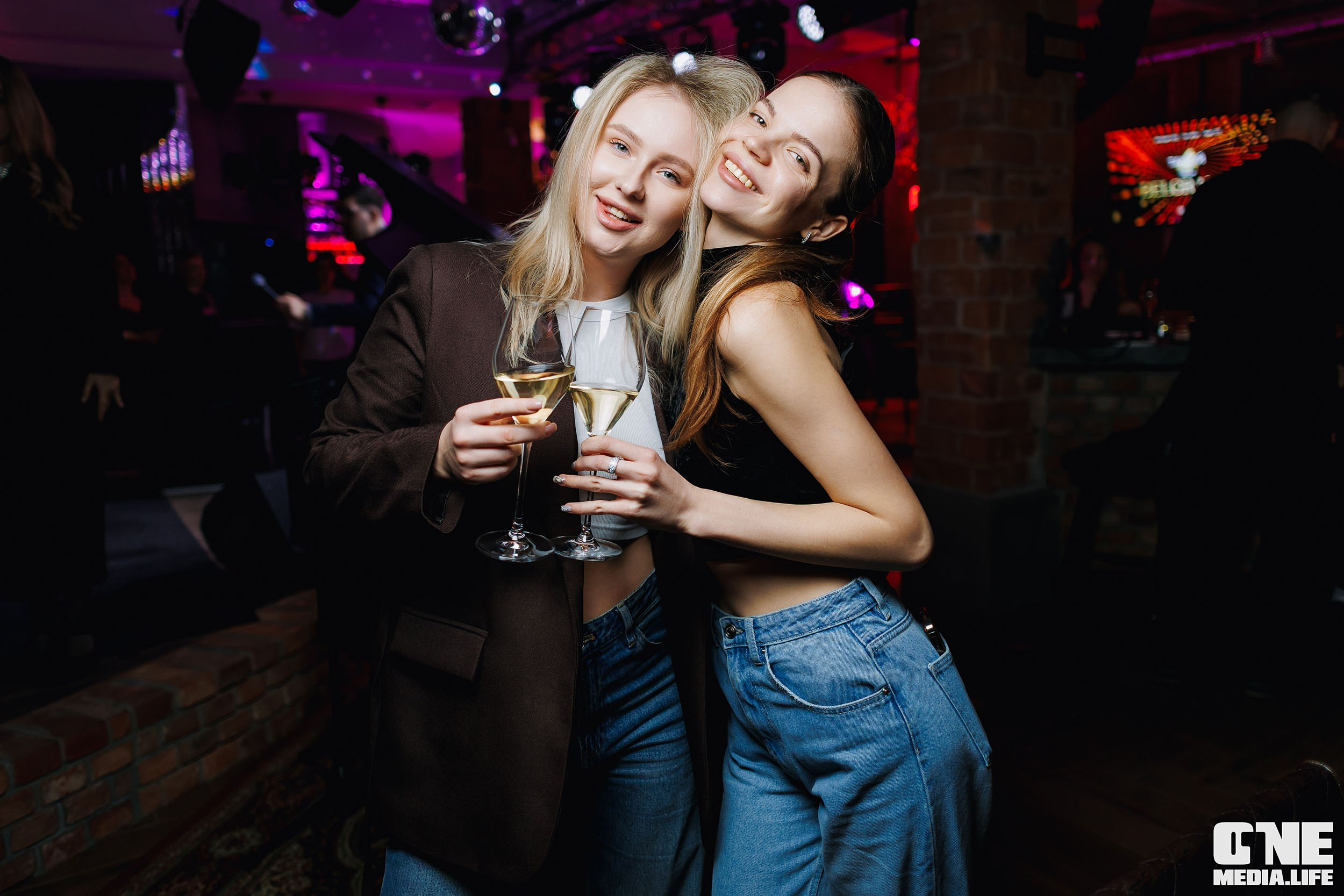 Фоторепортаж из караоке-клуба Белгравия. One Media Life: фоторепортажи, фотоотчеты с мероприятий и заведений