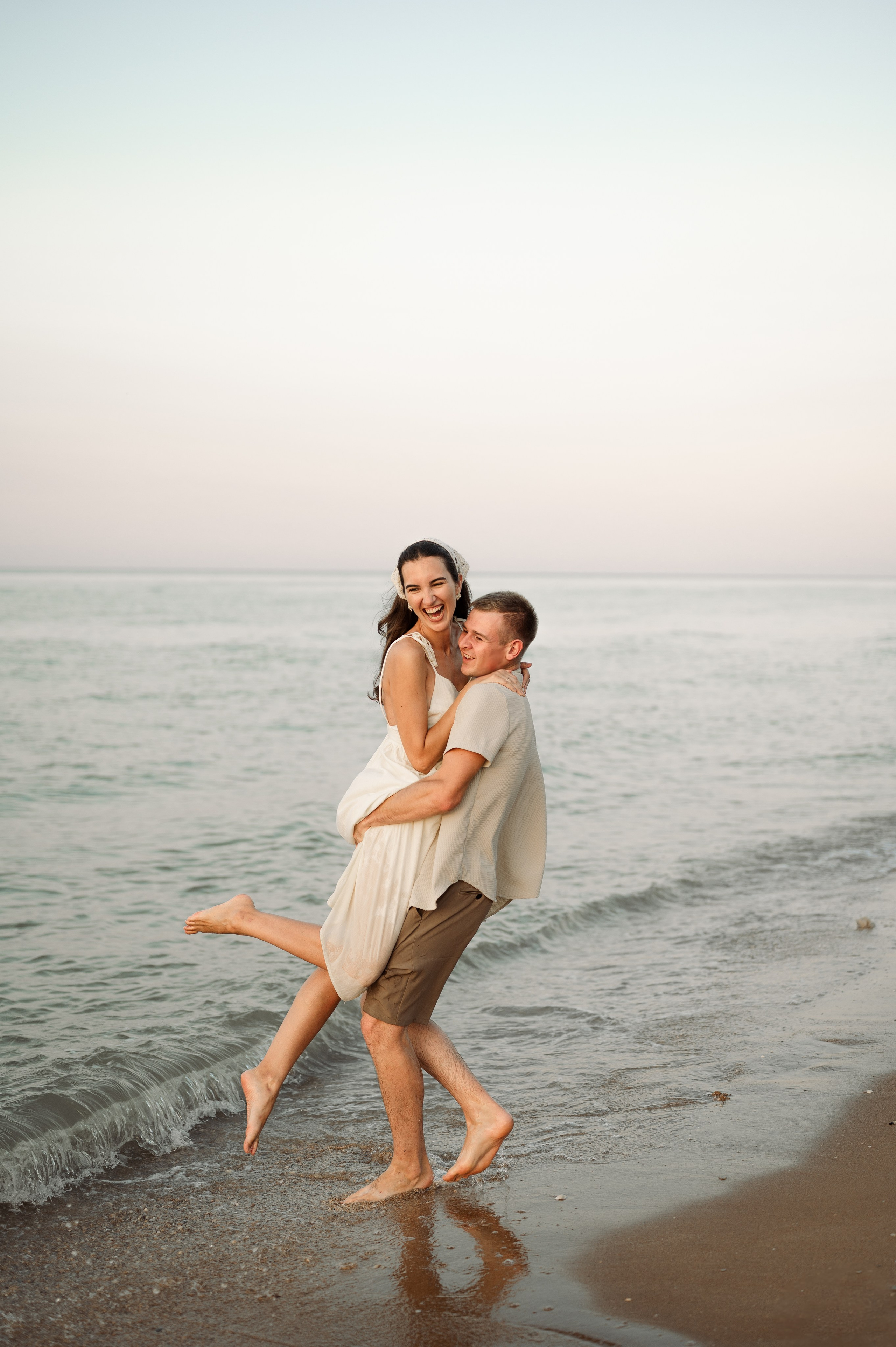 Предсвадебная съёмка на море🌊. Свадебный и семейный фотограф в Краснодаре Алина Мельник