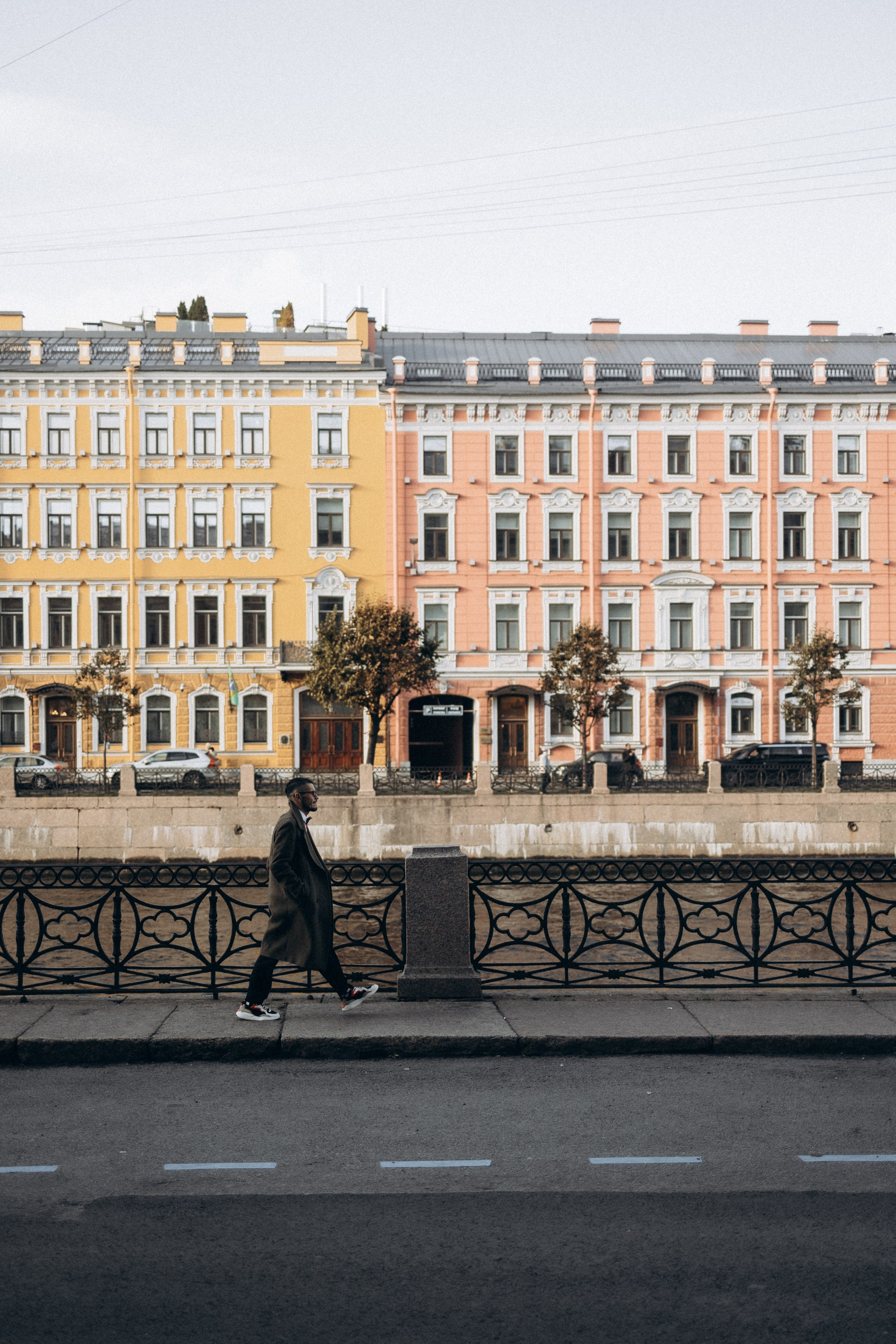 Стилист Андрей фотопрогулка по Питеру. Фотограф Артем Бросов в Санкт-Петербурге и Дубае