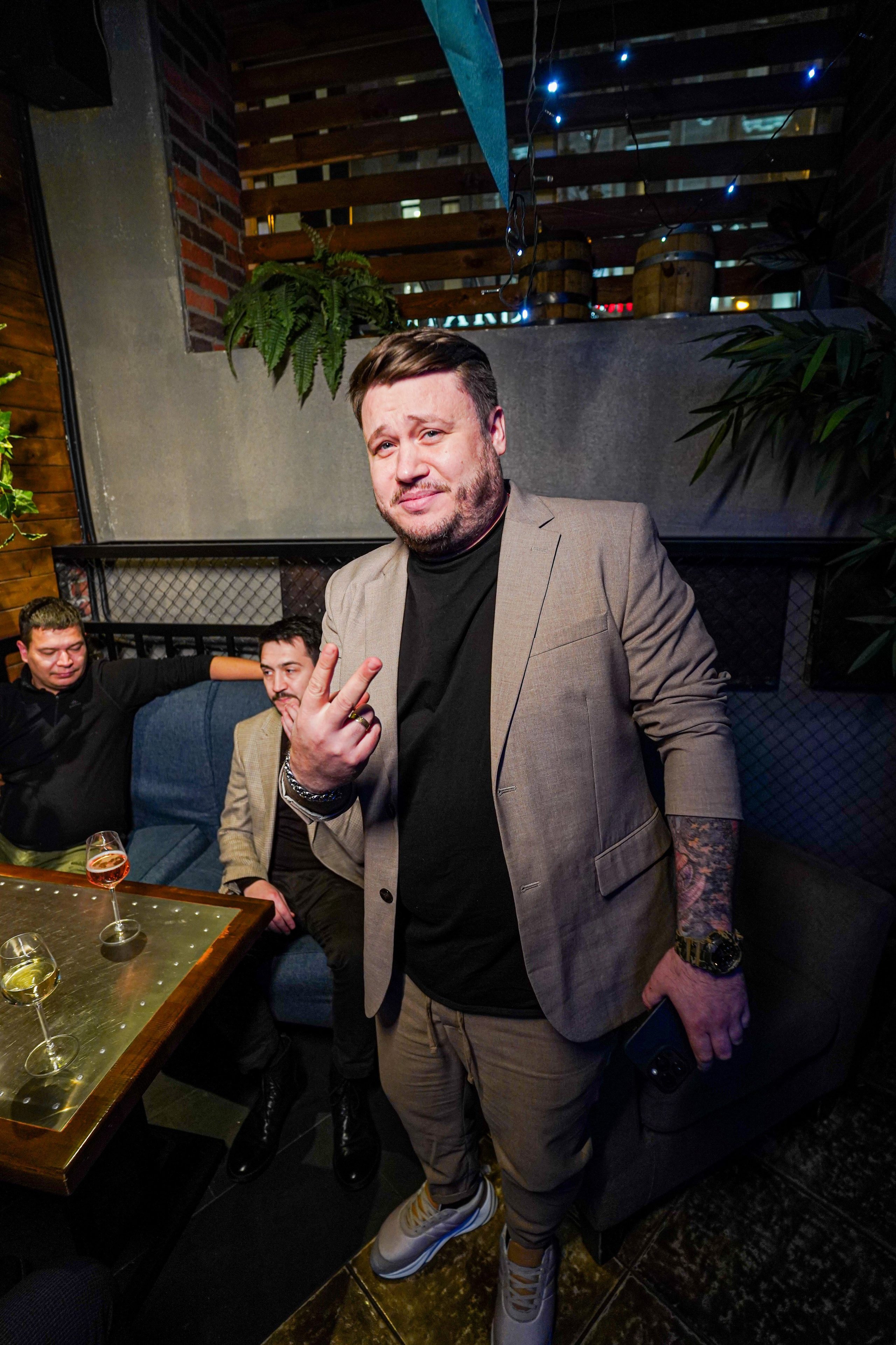 ВЕЧЕРИНКА. Фотограф Рамиль Фасхутдинов