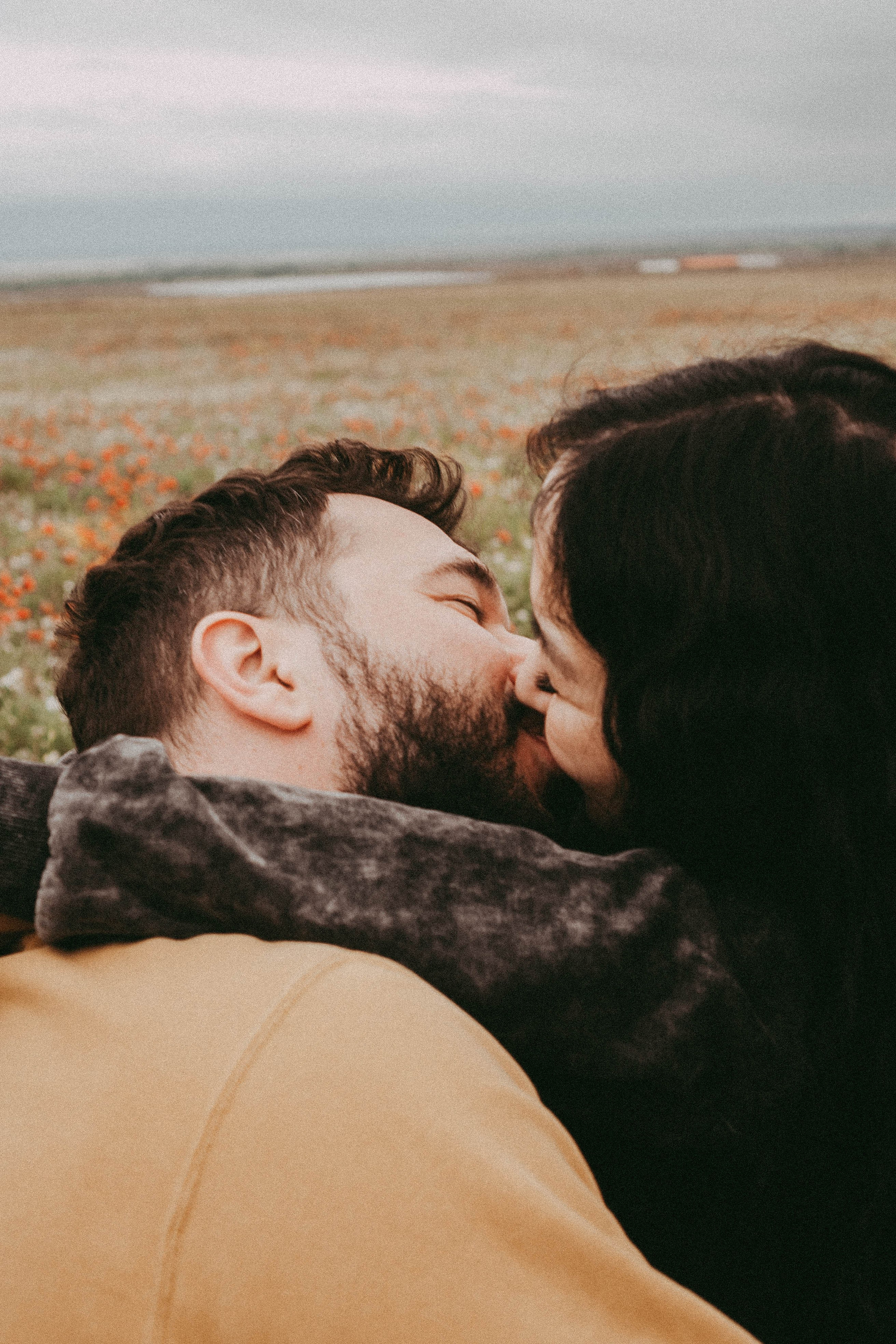 Любовь в маковом поле. Профессиональный фотограф, Санкт-Петербург — Виктория Богомолова