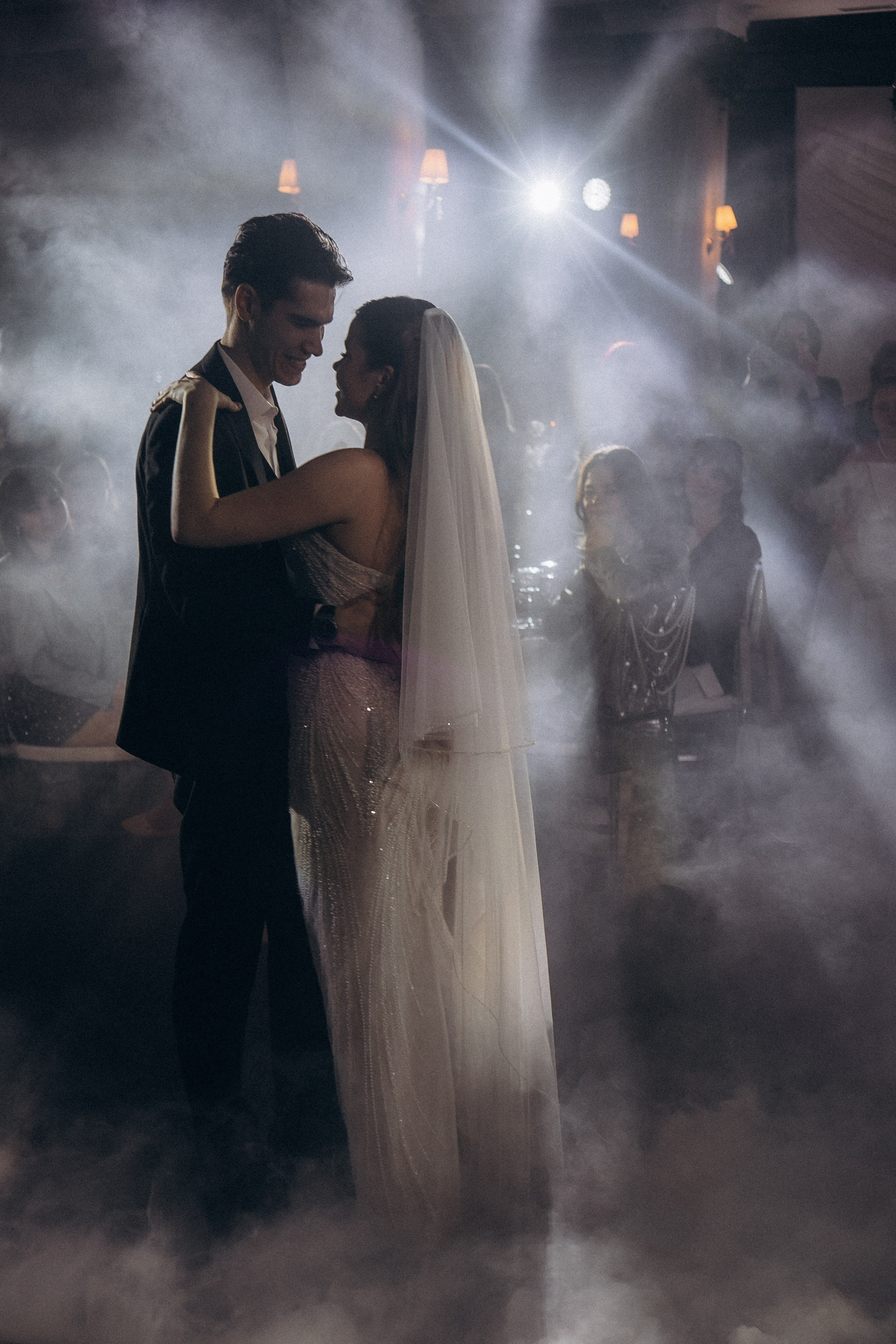 СВАДЕБНАЯ СЬЕМКА СБОРОВ В ОТЕЛЕ И ВЫЕЗД НА ЦЕРЕМОНИЮ (СНЯТО В СИБИРЕ В НИЖНЕВАРТОВСКЕ). Профессиональный фотограф, Санкт-Петербург — Виктория Богомолова