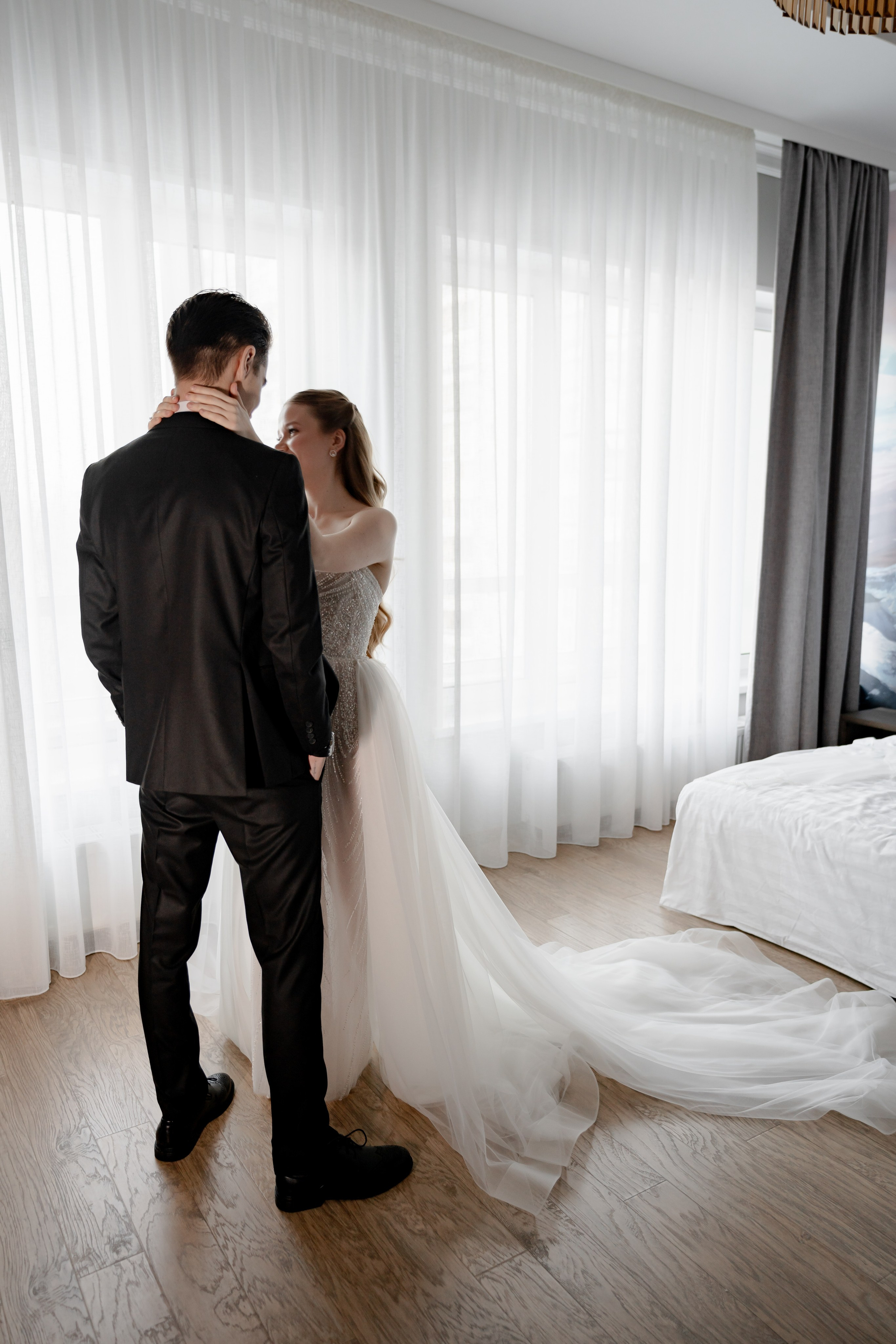 СВАДЕБНАЯ СЬЕМКА СБОРОВ В ОТЕЛЕ И ВЫЕЗД НА ЦЕРЕМОНИЮ (СНЯТО В СИБИРЕ В НИЖНЕВАРТОВСКЕ). Профессиональный фотограф, Санкт-Петербург — Виктория Богомолова