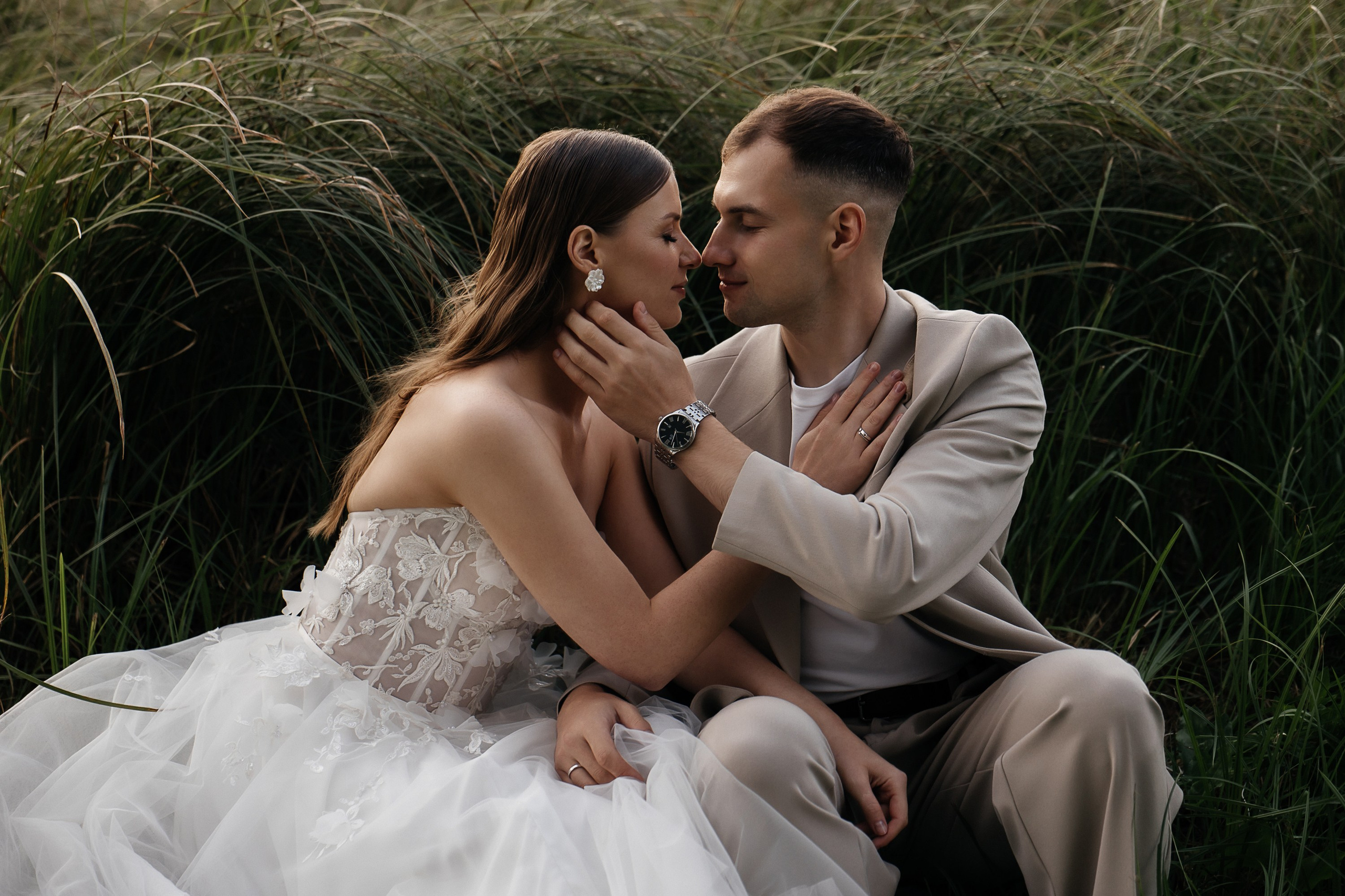 Свадьбная фотосессия в деревенской атмосфере. Свадебный и семейный фотограф Виолетта Сидельникова. Краснодар, Россия, Беларусь, Европа
