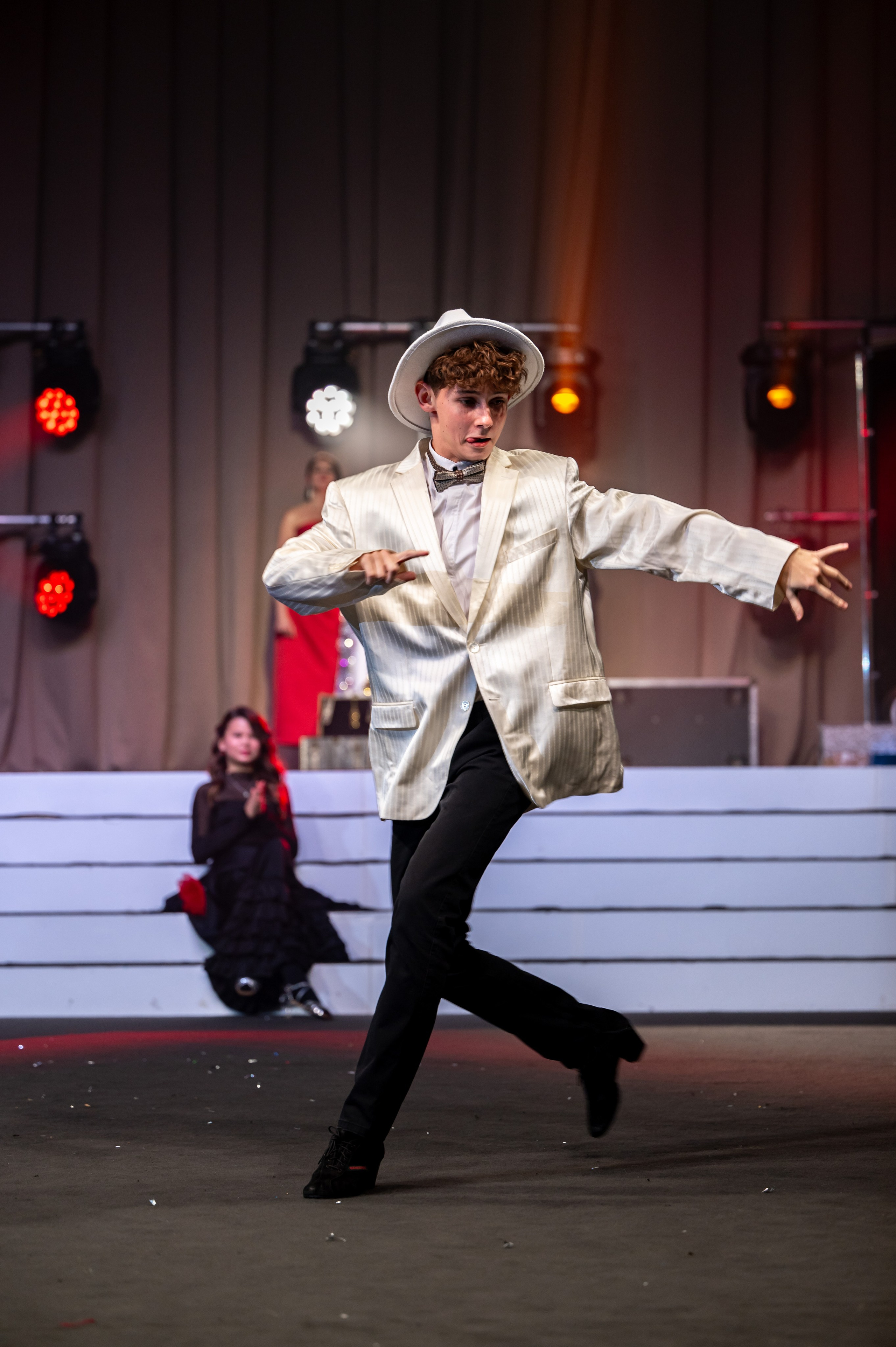 SL Новогодний отчетный концерт 2024/2025. Спортивный фотограф в Туле и Тульской области. Файсханова Фото Спорт