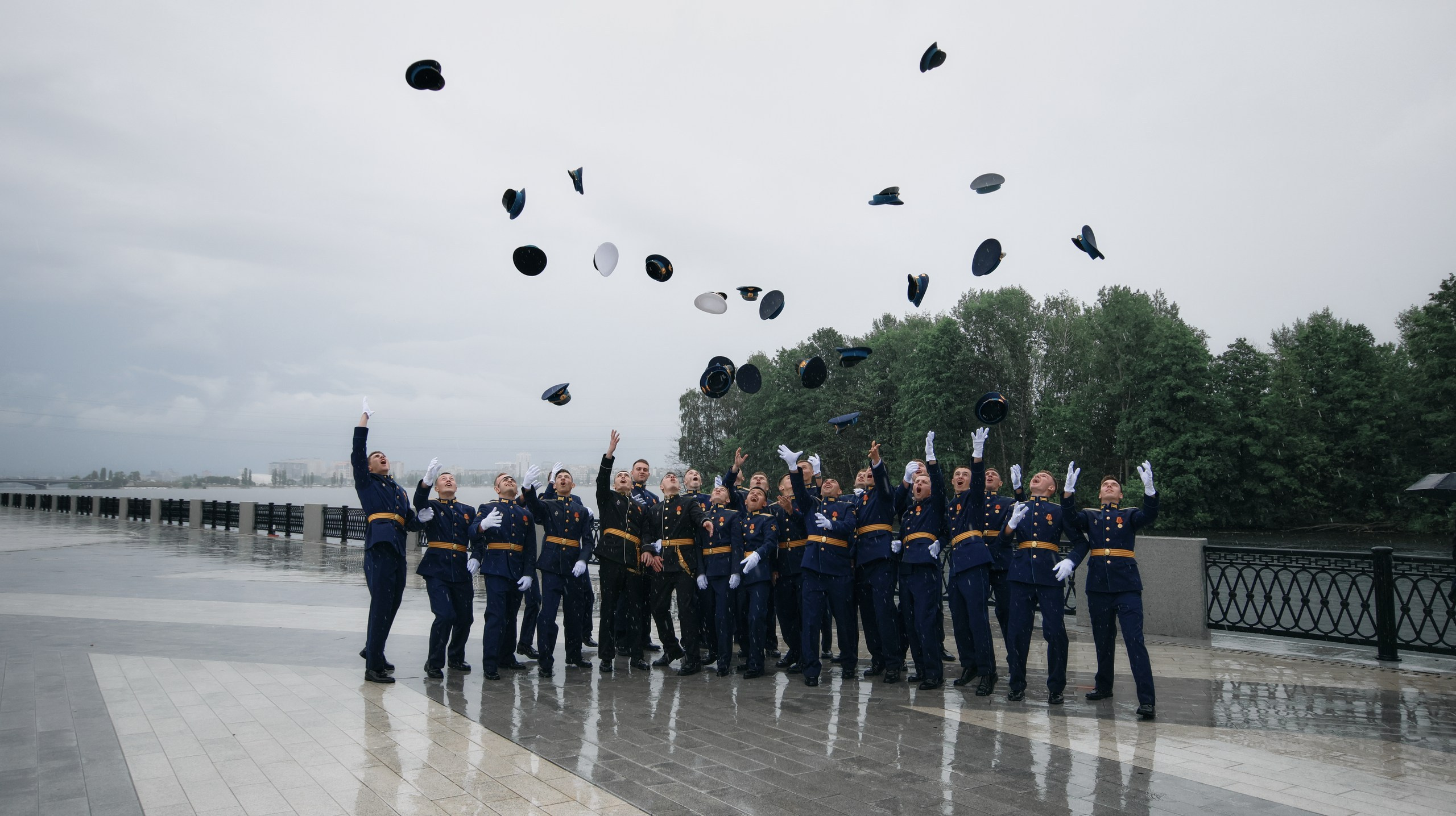 Выпуск Военно Воздушной Академии. Свадебный и репортажный фотограф Дмитрий Кононенко