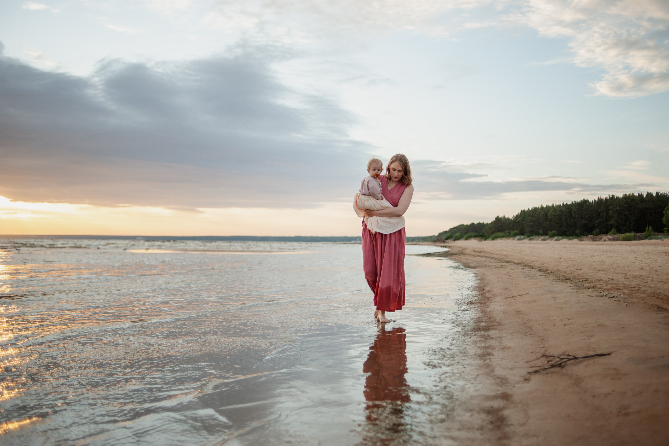 Ближе к закату. Ваш семейный фотограф