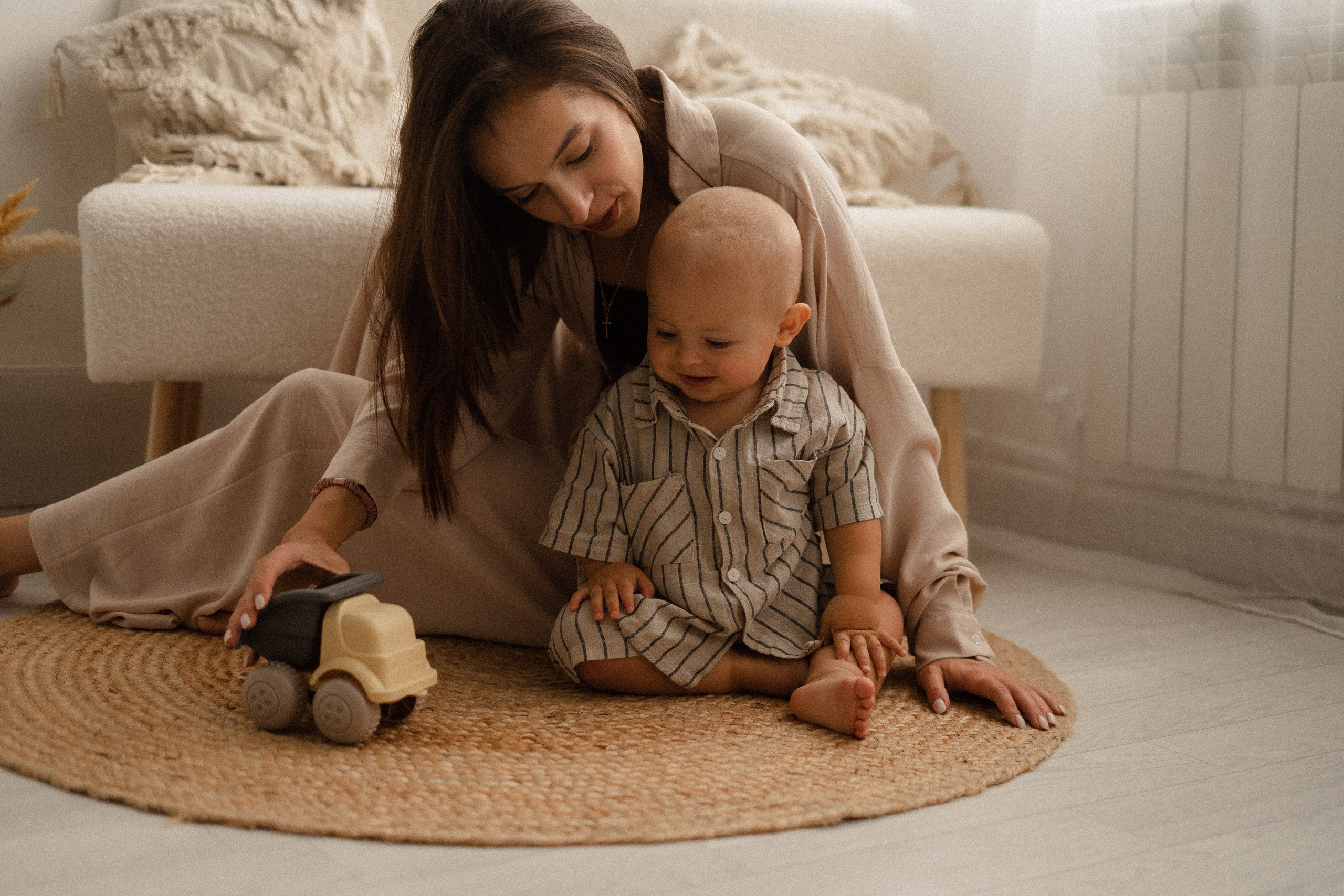 София, Иван и Миша. Главная