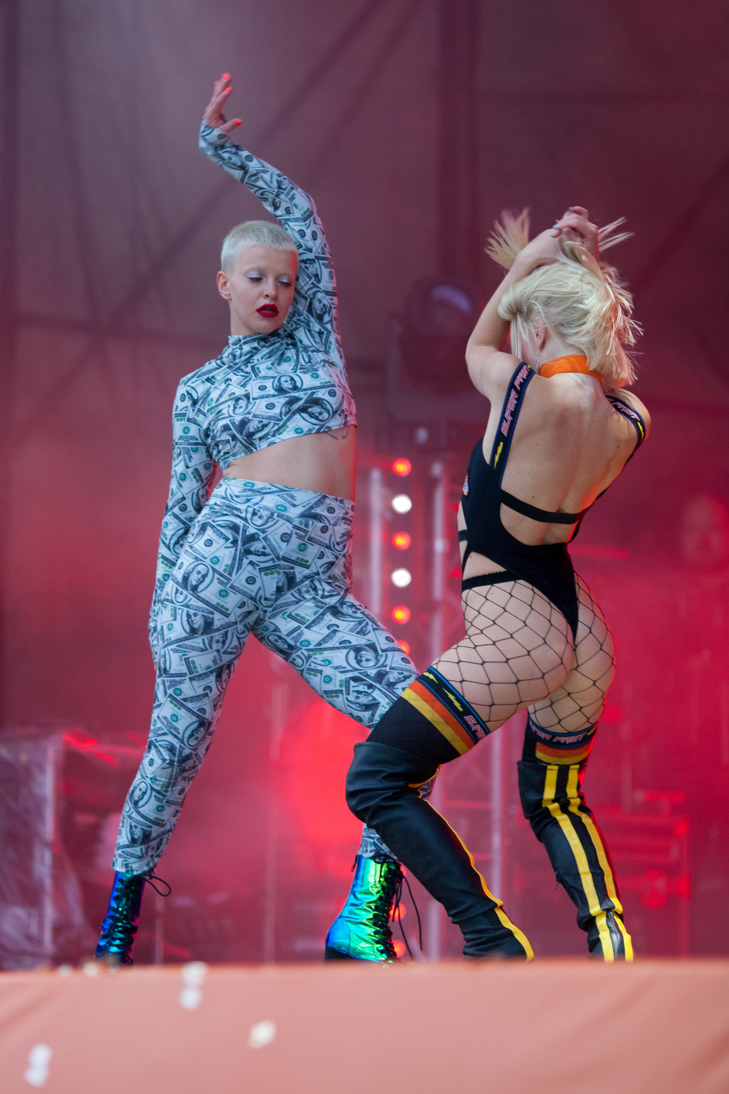 АГОНЬ| Quest Pistols. ГЛАВНАЯ