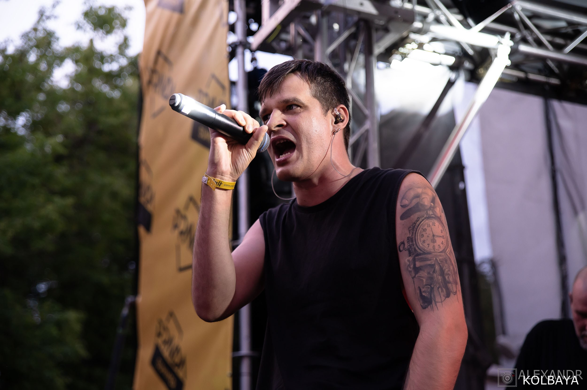 Фоторепортаж с мэшап концерта группы Черный Обелиск 4 июля 2024 года. Концертный и театральный репортажный фотограф в Москве Александр Колбая
