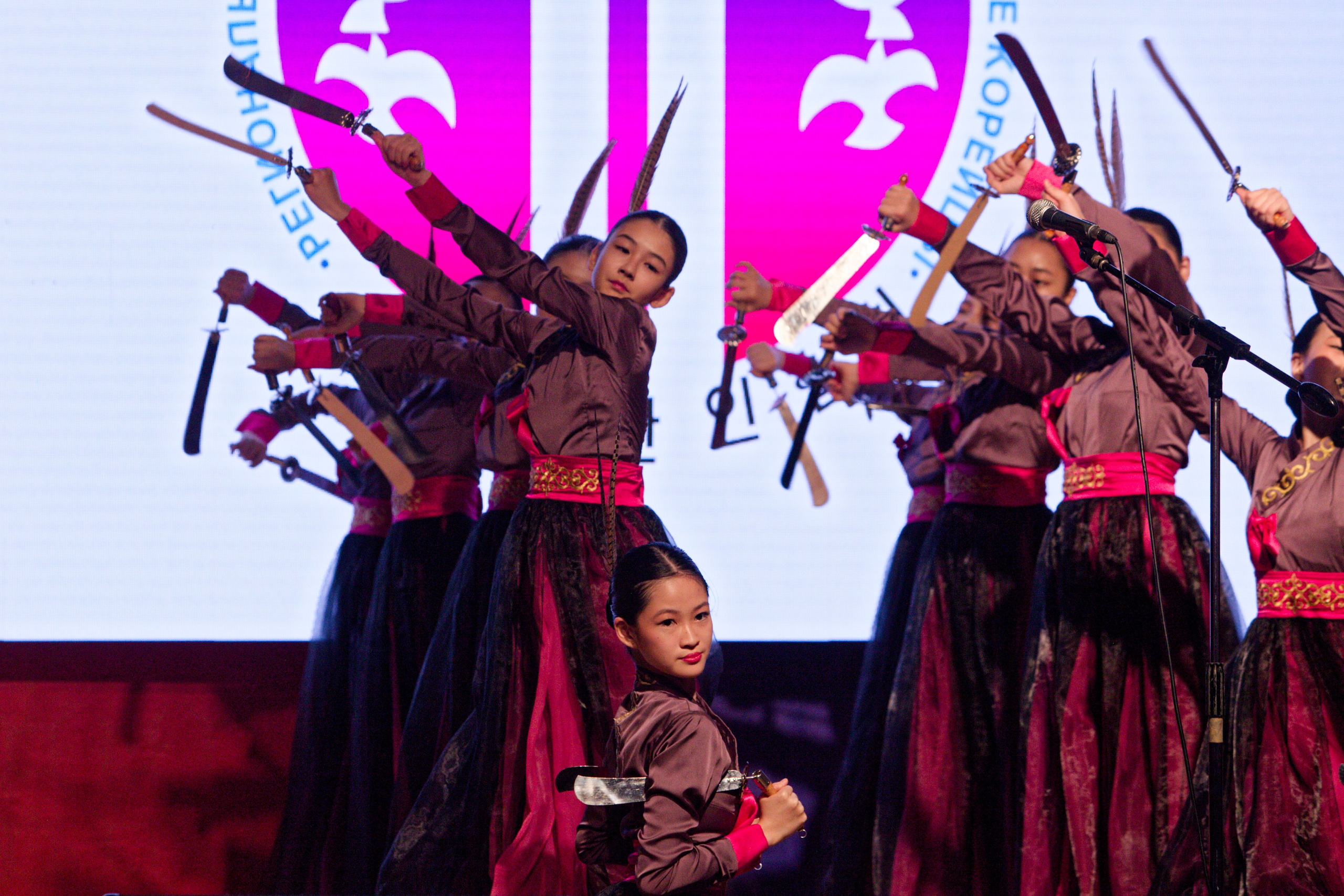 Новый Год по лунному календарю. Кутузов Евгений Фотограф в Южно-Сахалинске