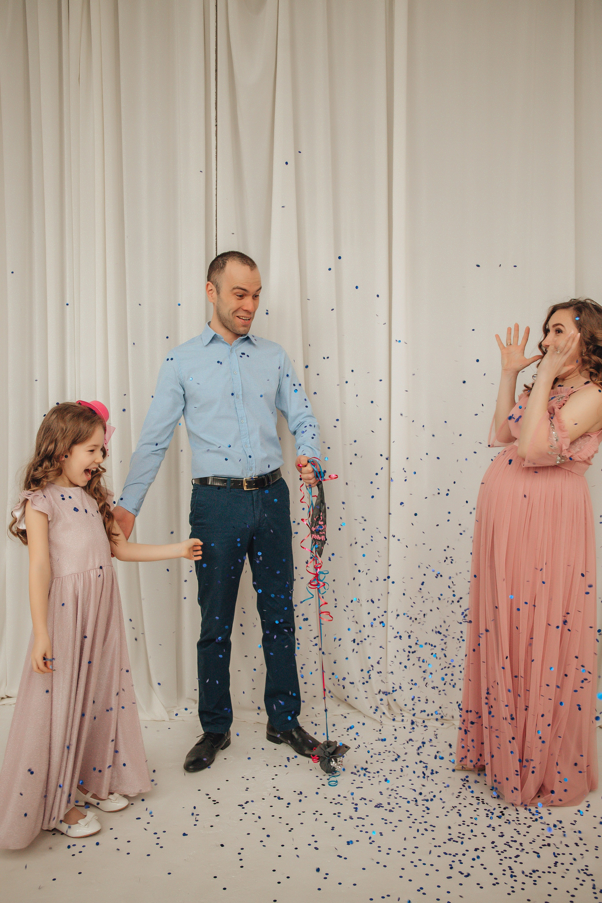 Мила ждет брата. Свадебный и семейный фотограф Пушкин Царское Село СПБ Питер Санкт-Петербург и Рязань Ольга Козлова