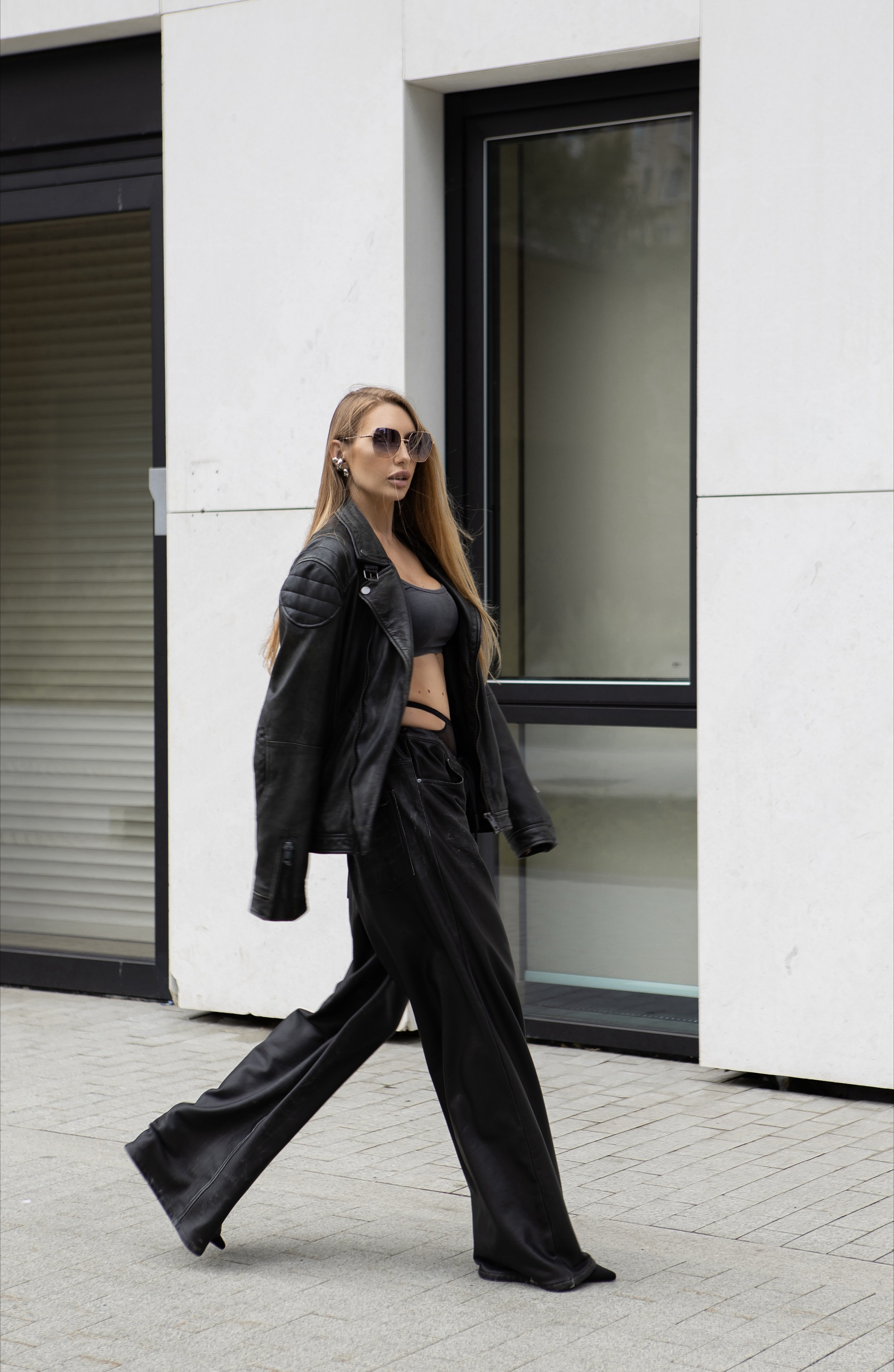 Лукбук. Фотограф в Москве Таша Логинова