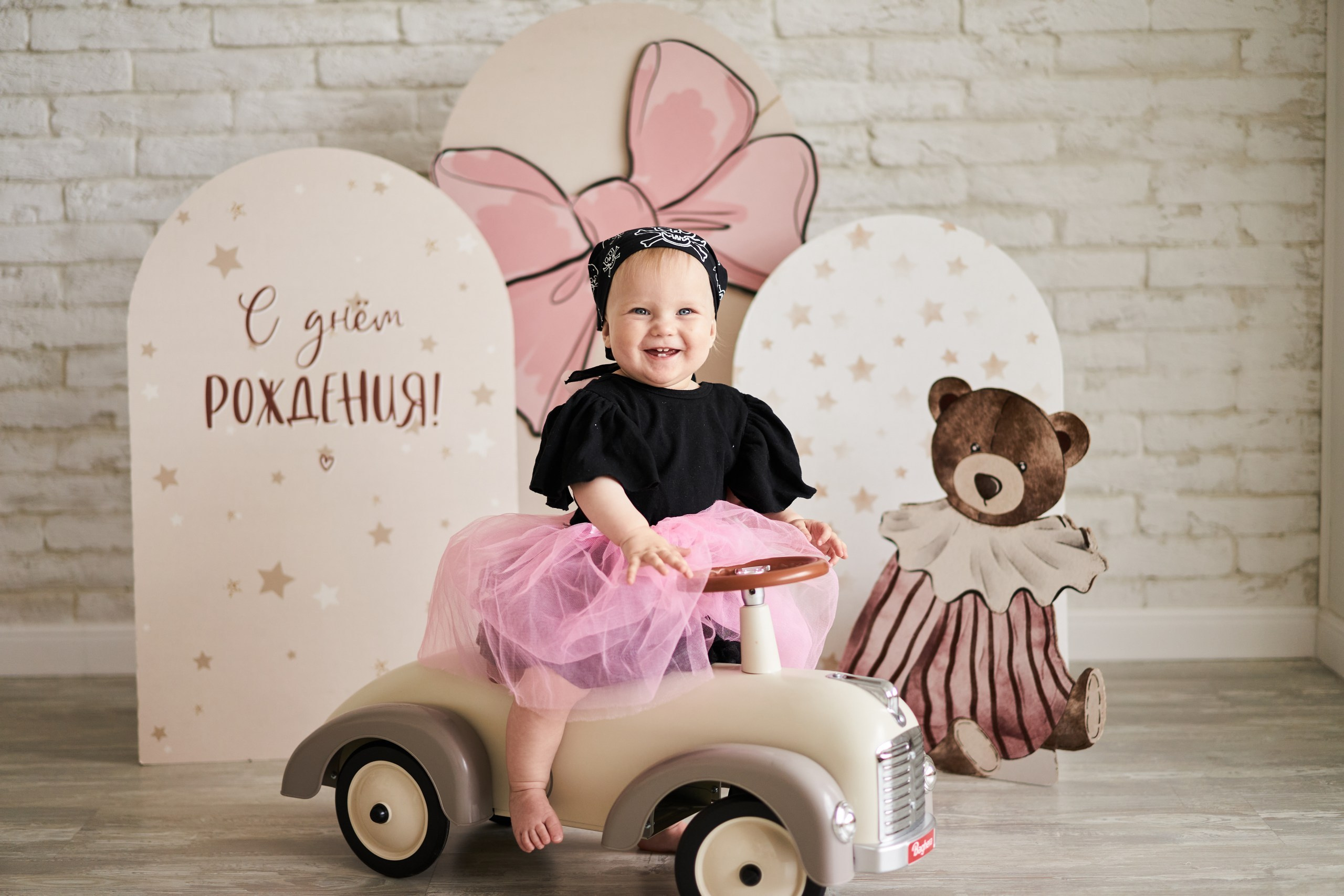 Семейная фотосессия в студии. Фотограф Екатеринбург Кокшарова Александра