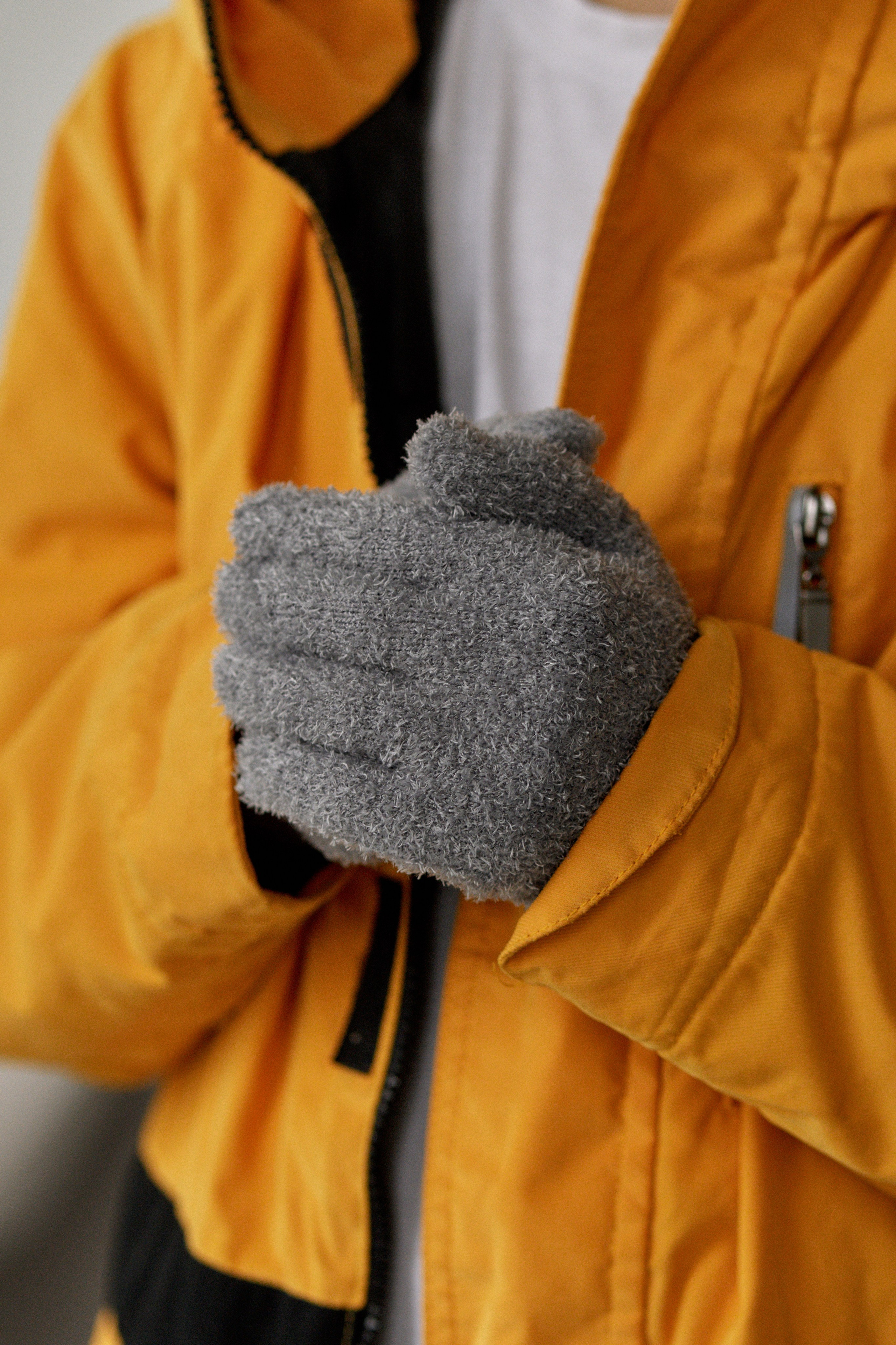 Зимние перчатки. Фото съемка товаров для макретплейсов Воронеж