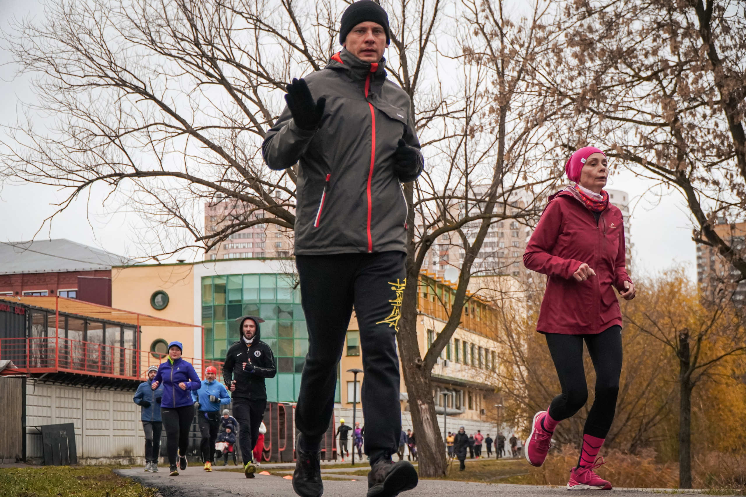 5 вёрст Реутов 16.11.2024. Роман Капилюшов. Бег. Фото. Видео. г. Люберцы