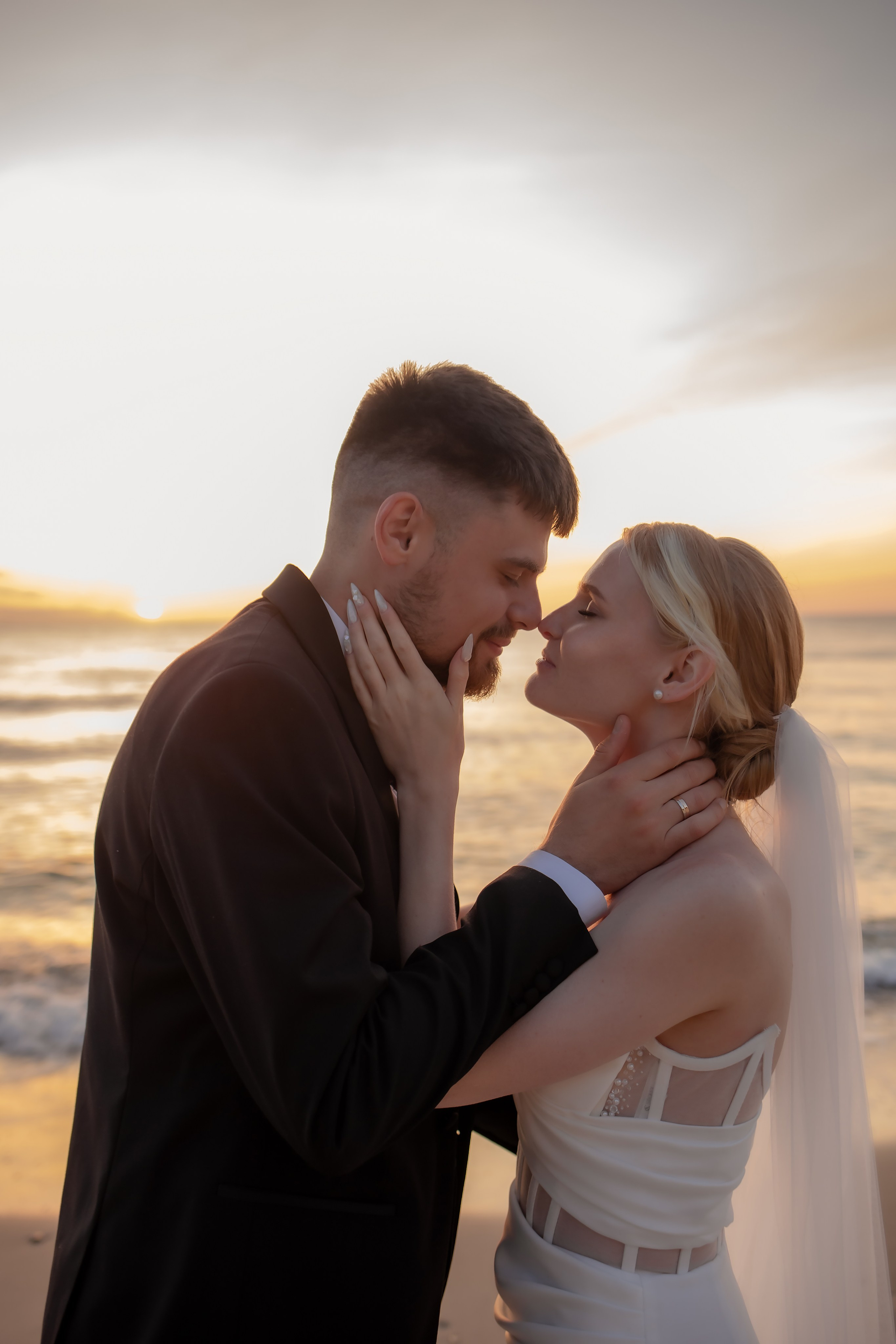 Александра и Влад. На закате. Фотограф в Калининграде Решетникова Алина