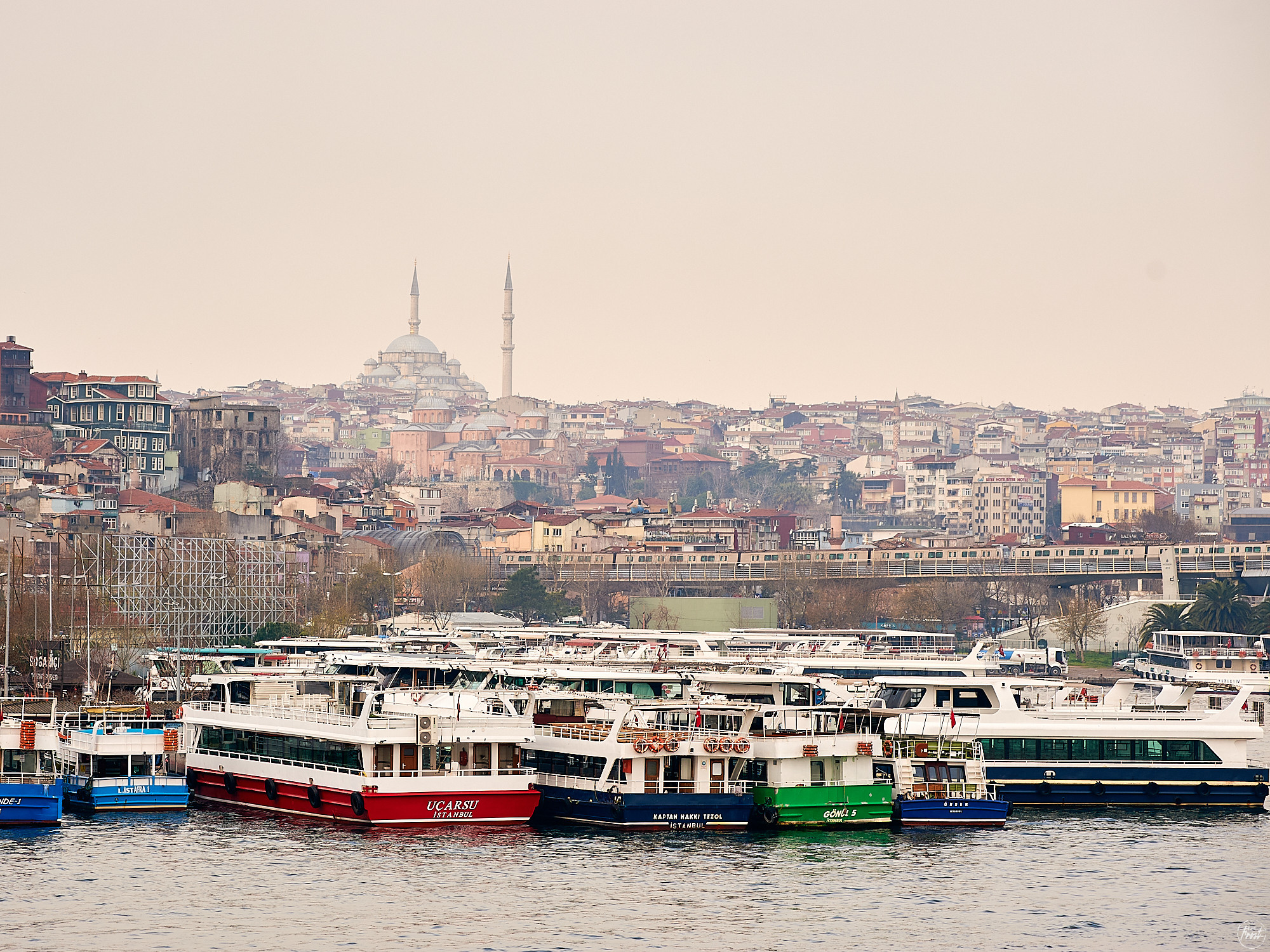 Istanbul, April 2021. Фотографии отовсюду и обо всем