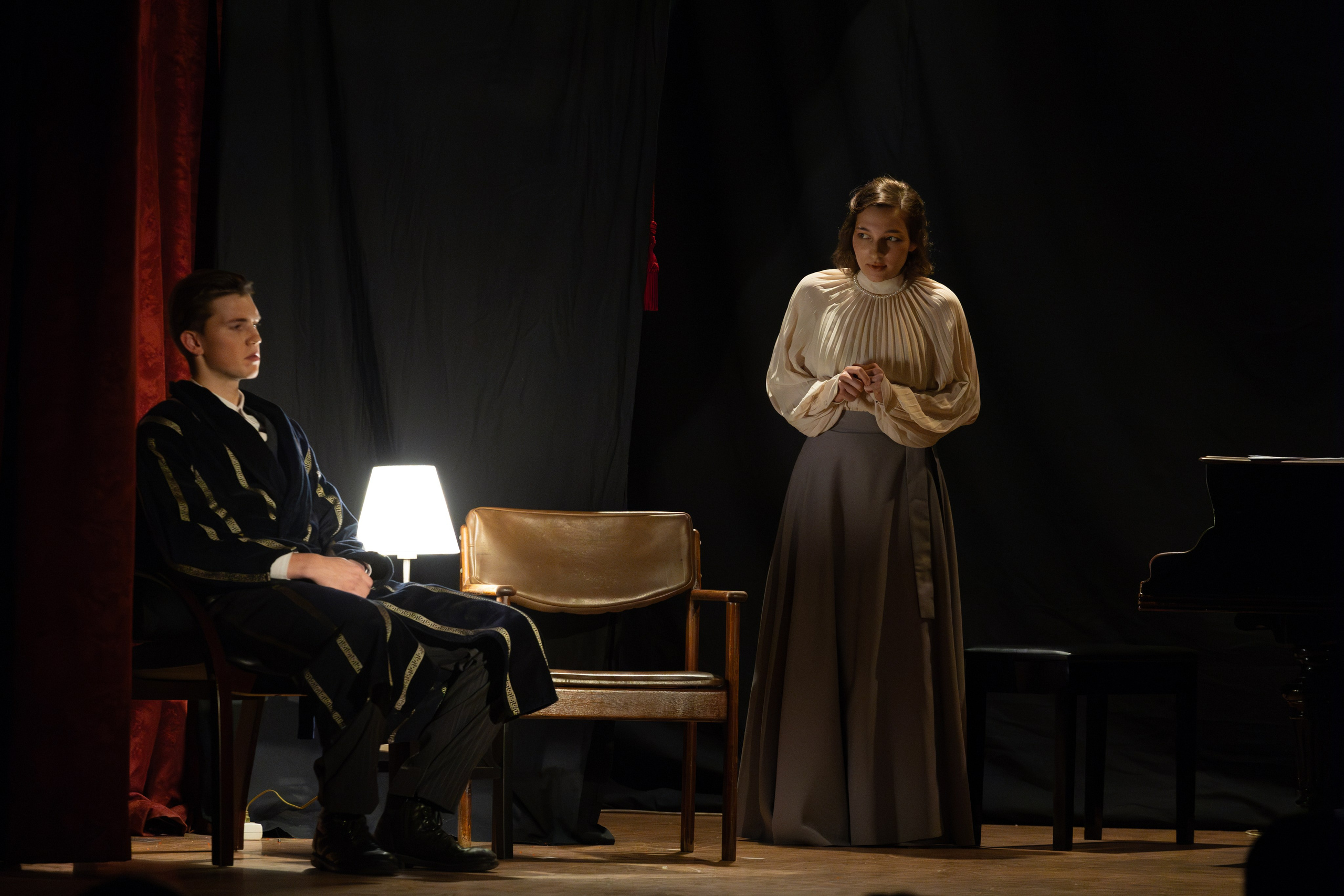 Театр. Photomantis