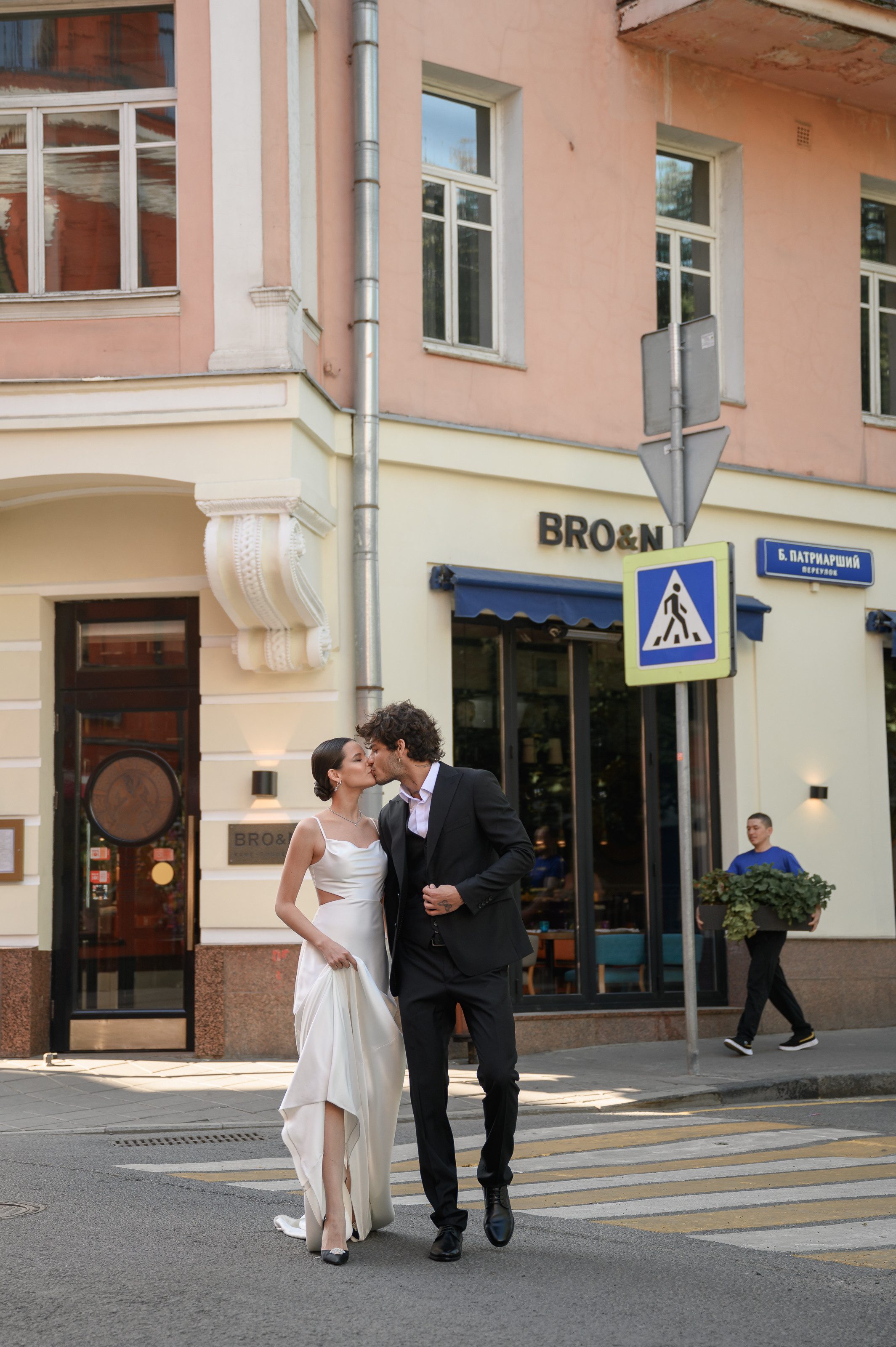 Свадебная прогулка на Патриарших. Semerlina.ru