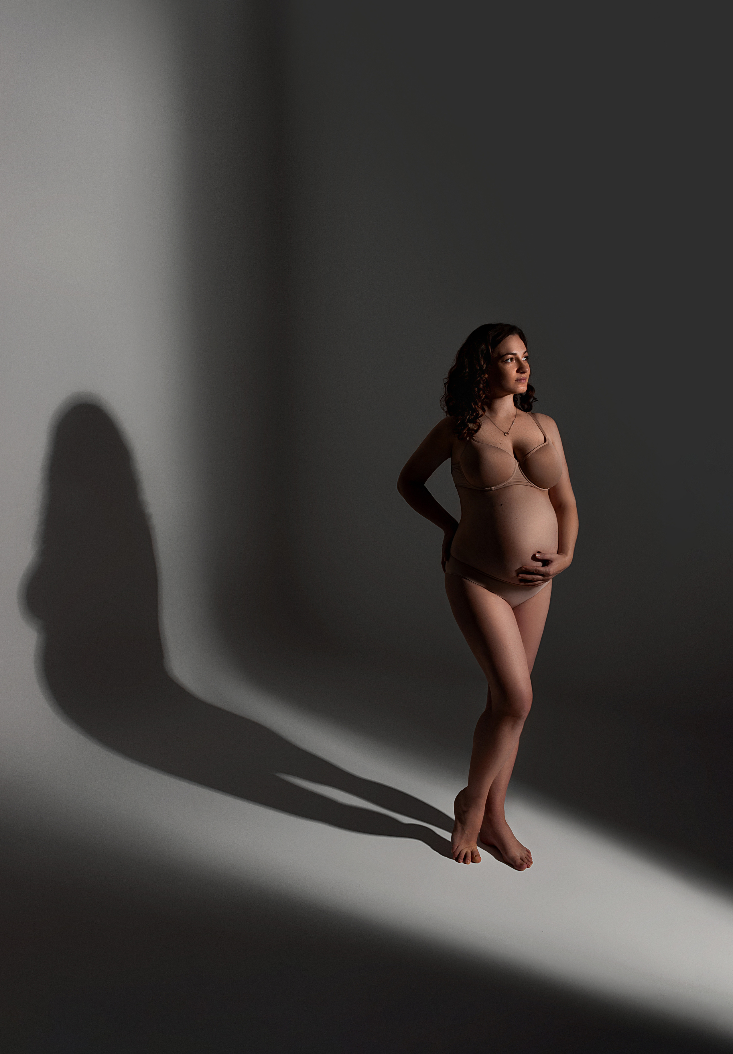 Индивидуальная фотосессия беременности. Фотограф беременности в Тюмени Любовь Докучаева