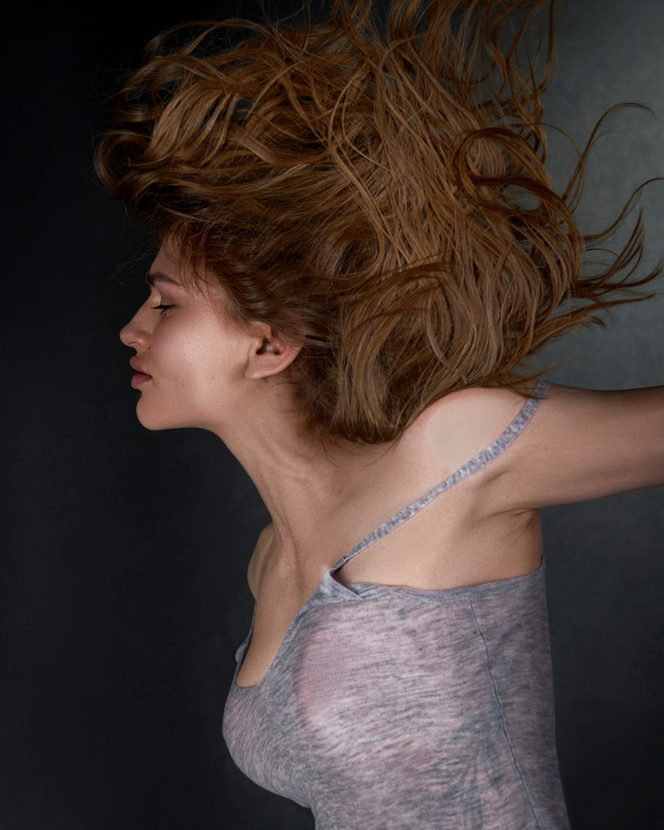 Anastasiia Mironova for irnbyclub. Nadezhda Diskant is a Moscow and Saint Petersburg based photographer