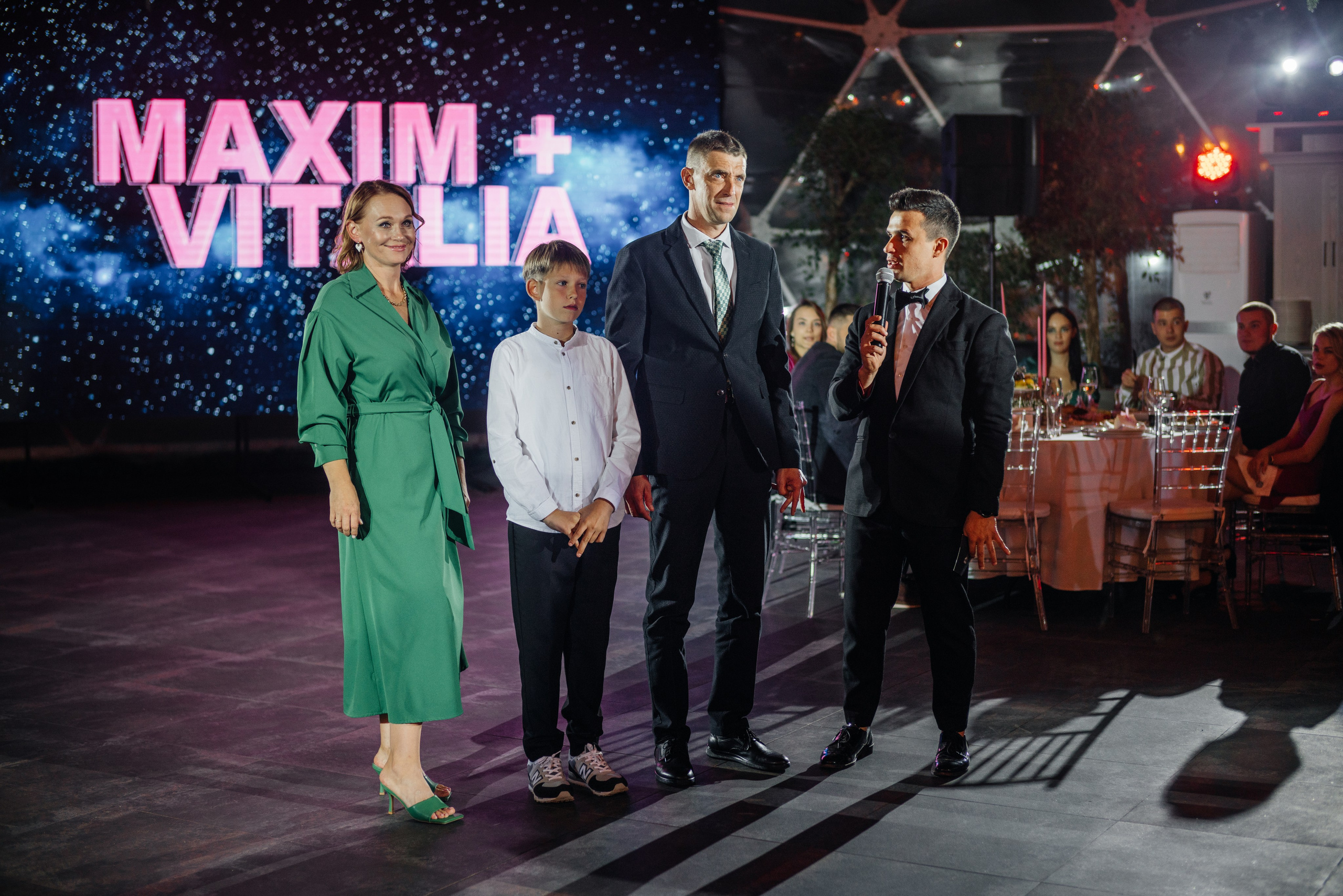 Свадебный день Максим и Вита. Графский Парк. Свадебный и семейный фотограф Надежда Соловьева