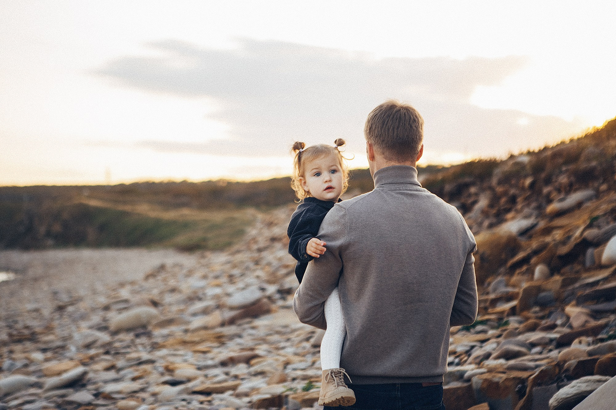 Прогулка у моря. Свадебный фотограф Владивосток Алина Гевондова