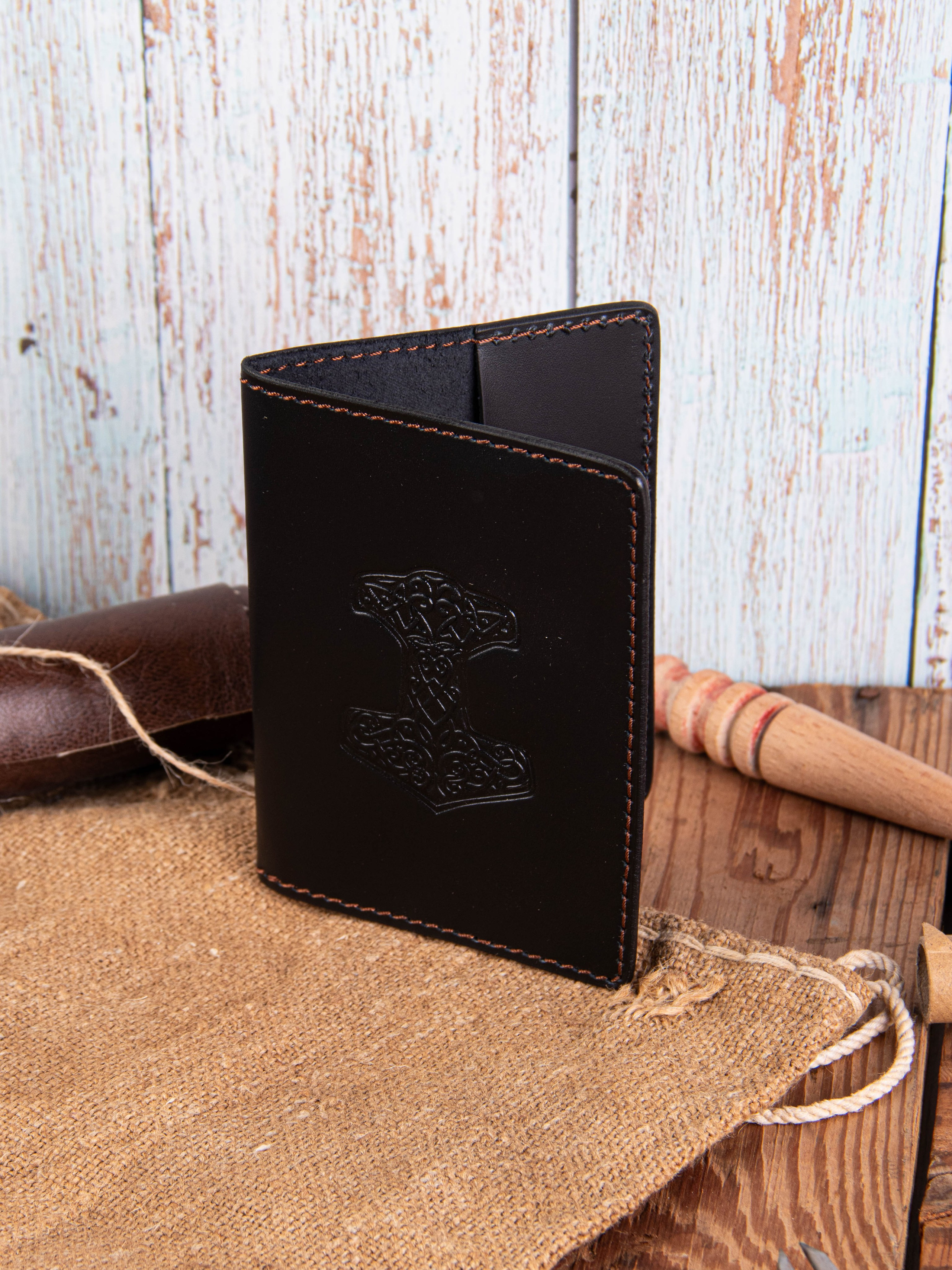 Кожаные изделия. «Матрица»