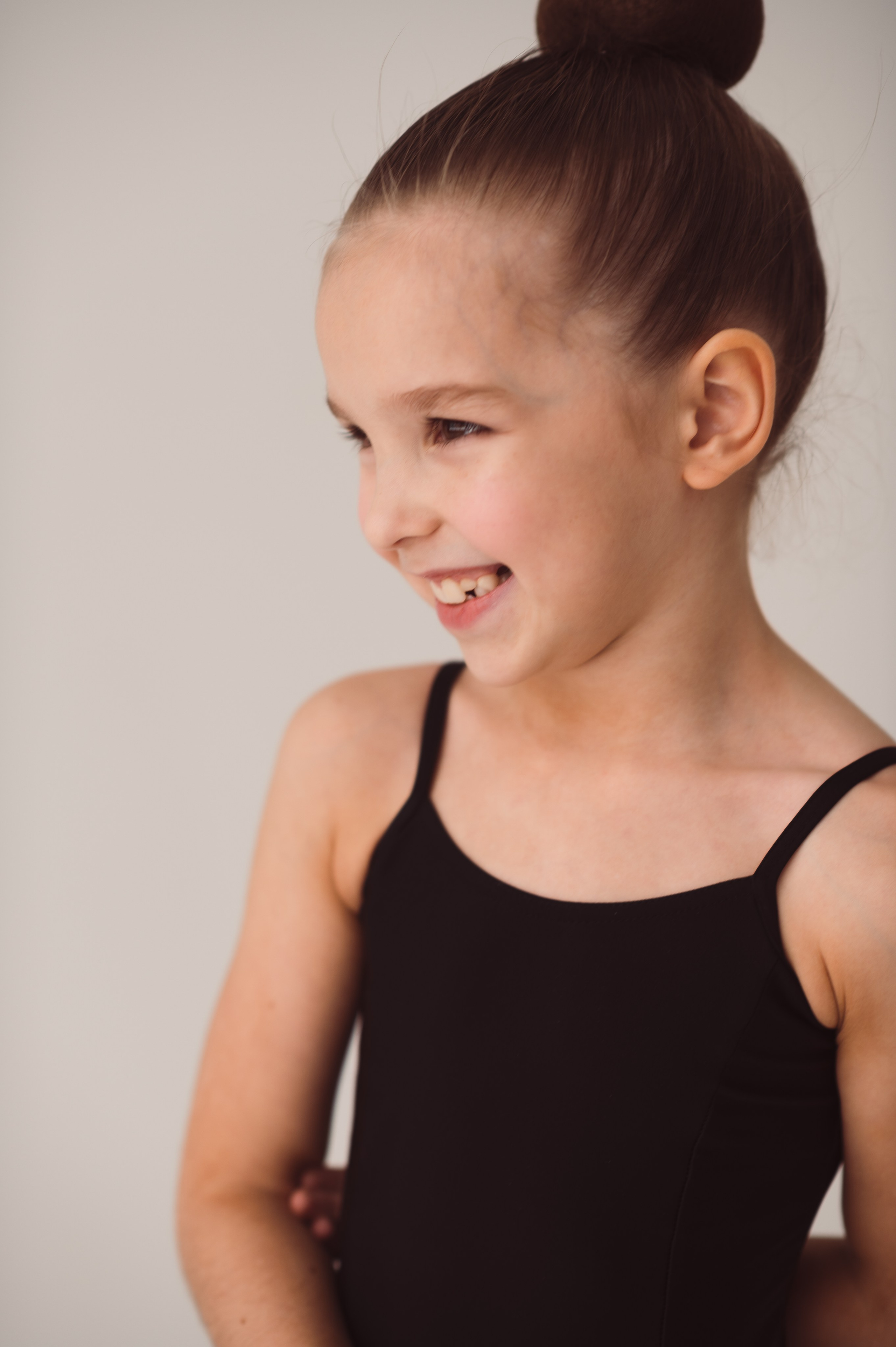 Девичий портрет маленькие артисты (дети 4-8 лет). Спортивный и портретный фотограф