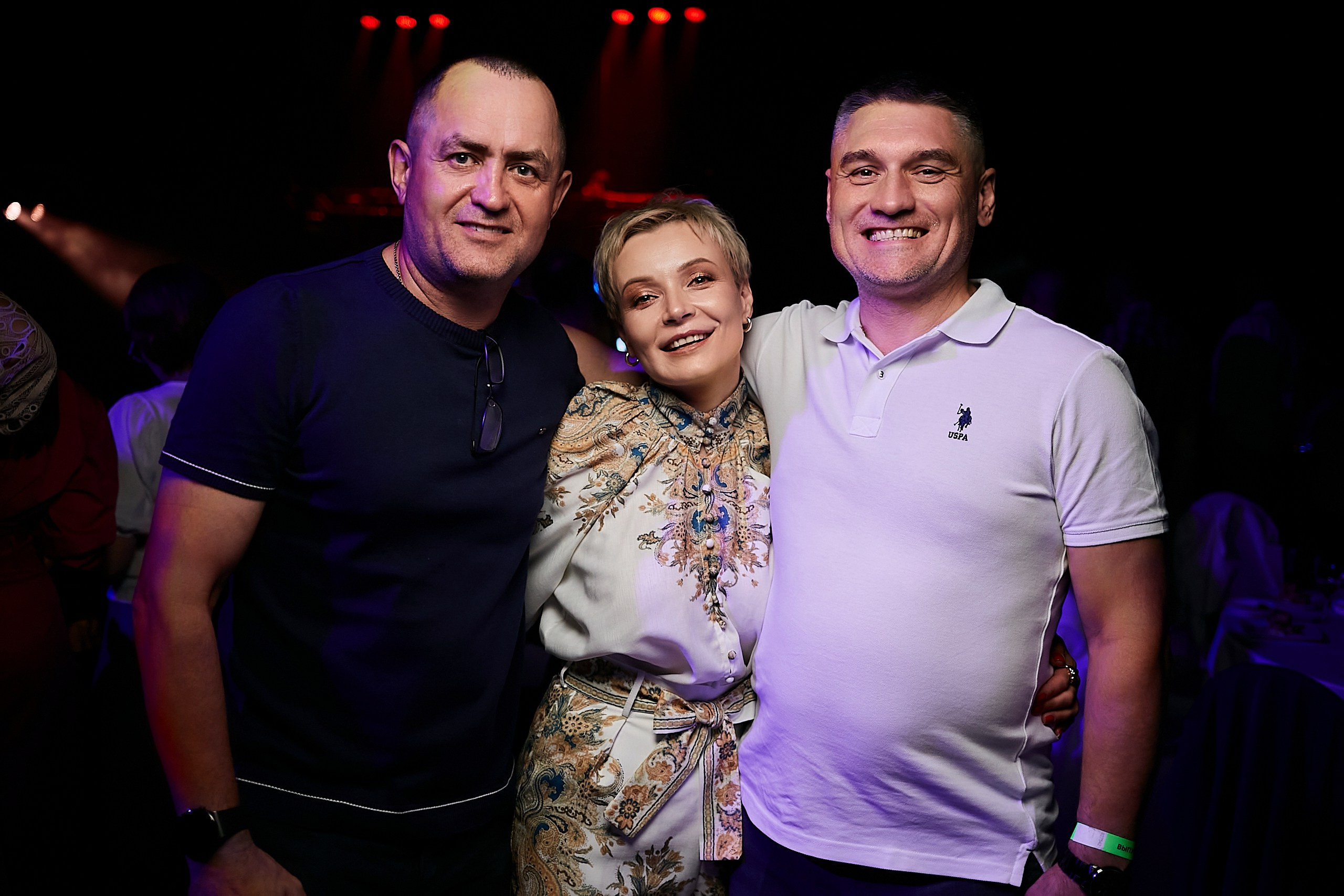 Выпускной 2024 концертный зал Академия ВТБ. Фотограф и Видеограф в Москве. Олег Корушев