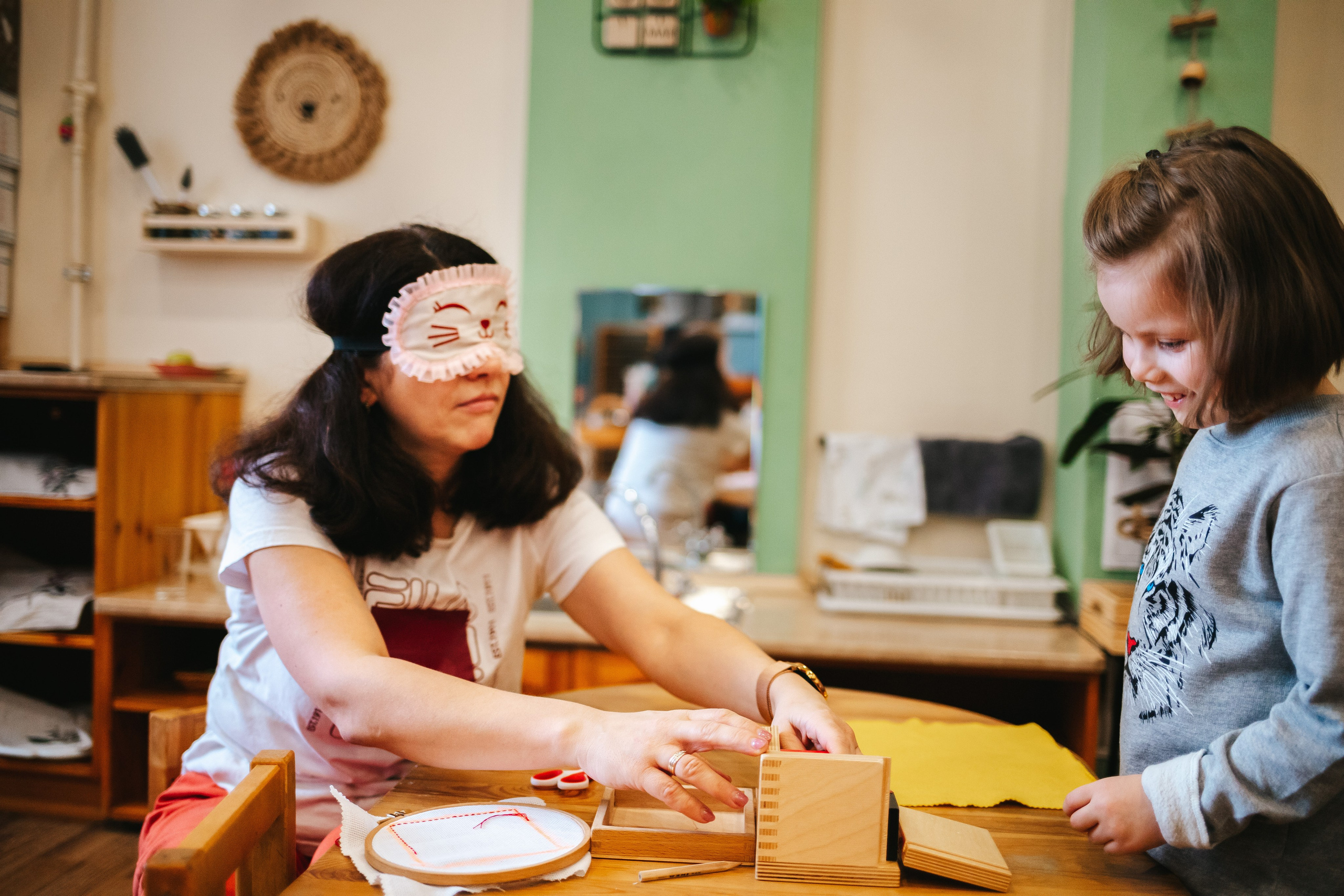 8 марта в Монтессори-саду. Семейный lifestyle фотограф в Санкт-Петербурге Людмила Пахомова