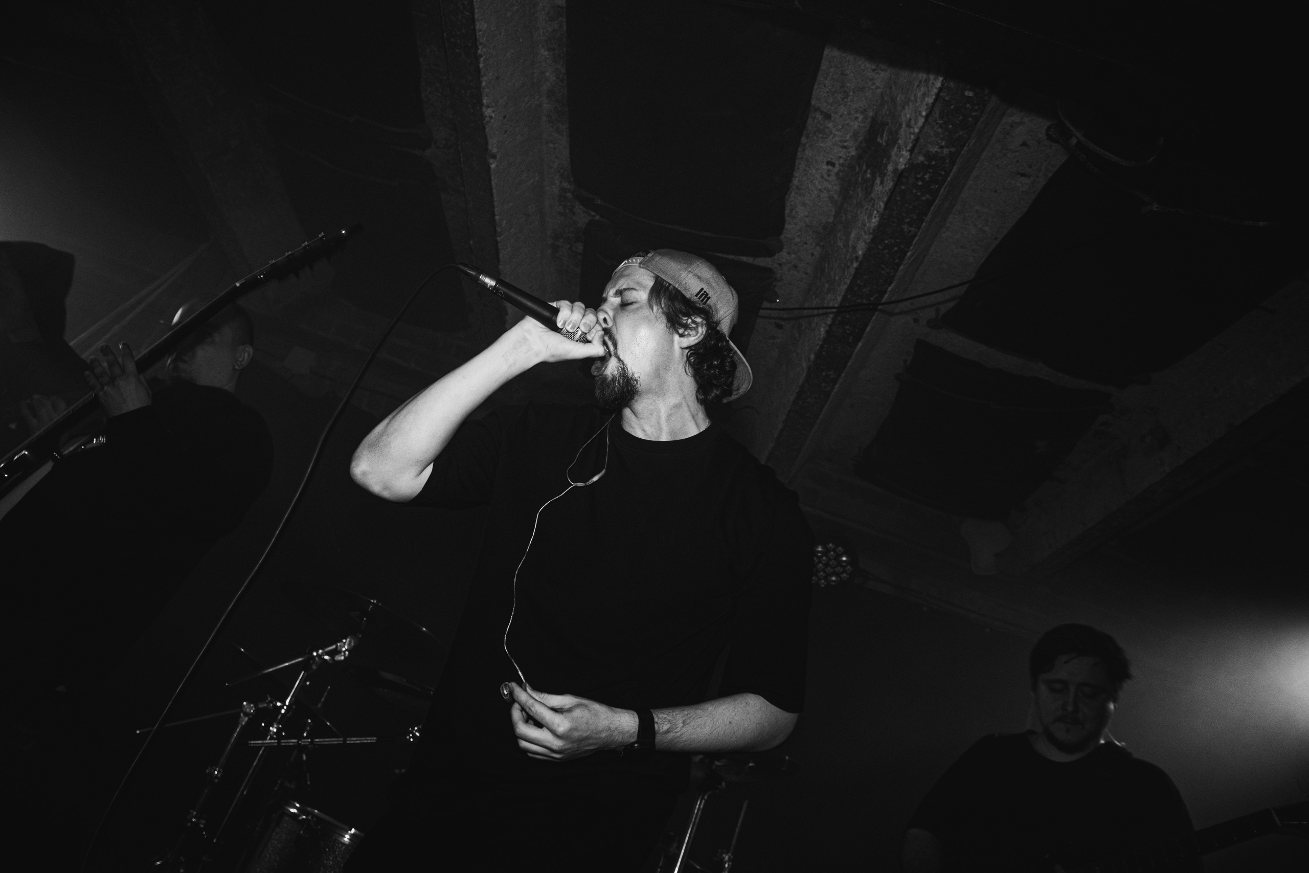 Laugar & Шумы Штормовых Широт & Пожары На Дальнем Севере 11.10.2025. Репортажный фотограф в Москве Legiodot