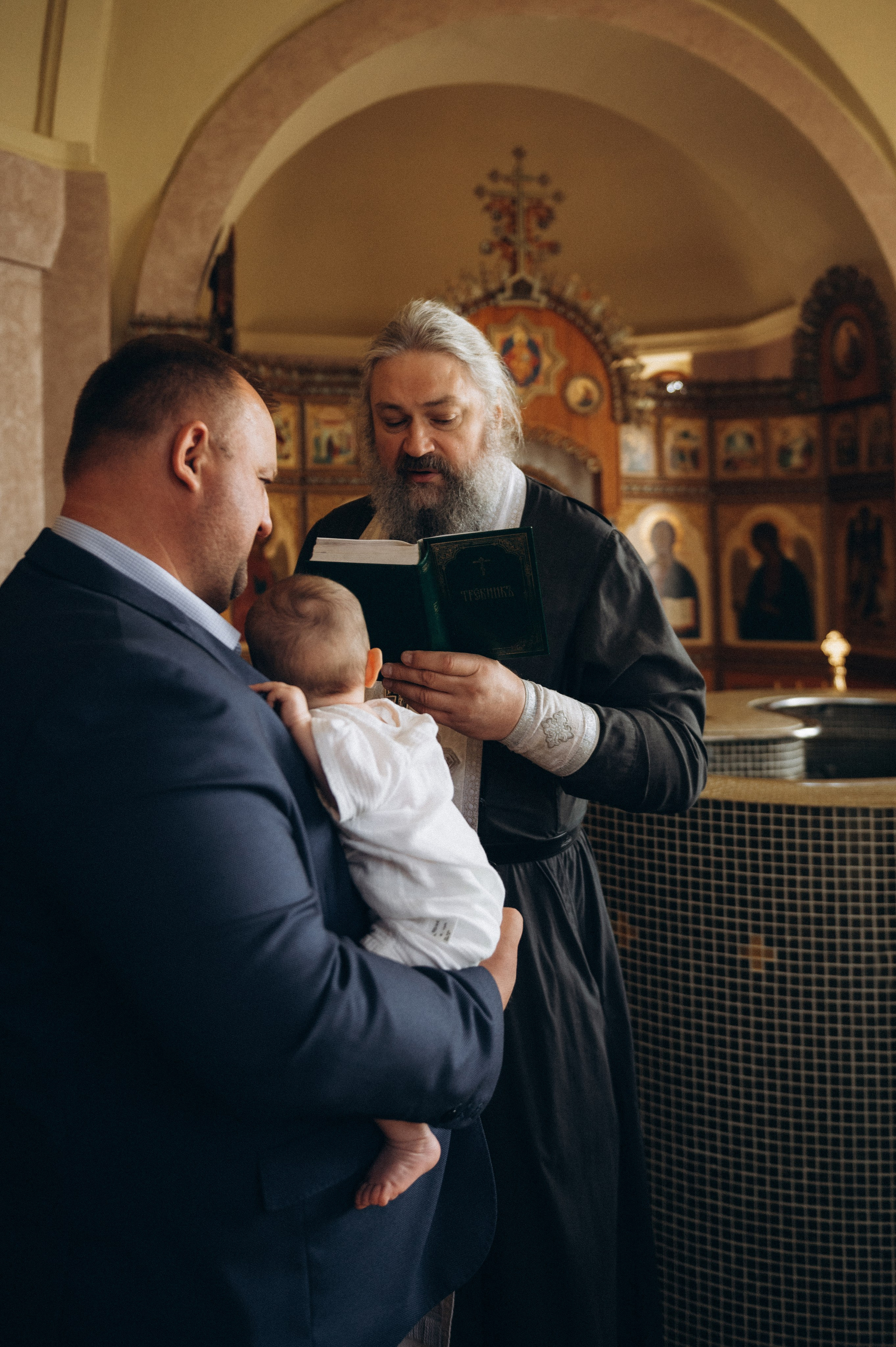 КРЕЩЕНИЕ КСЕНИИ. Семейный фотограф в Новосибирске Женя Индрикова