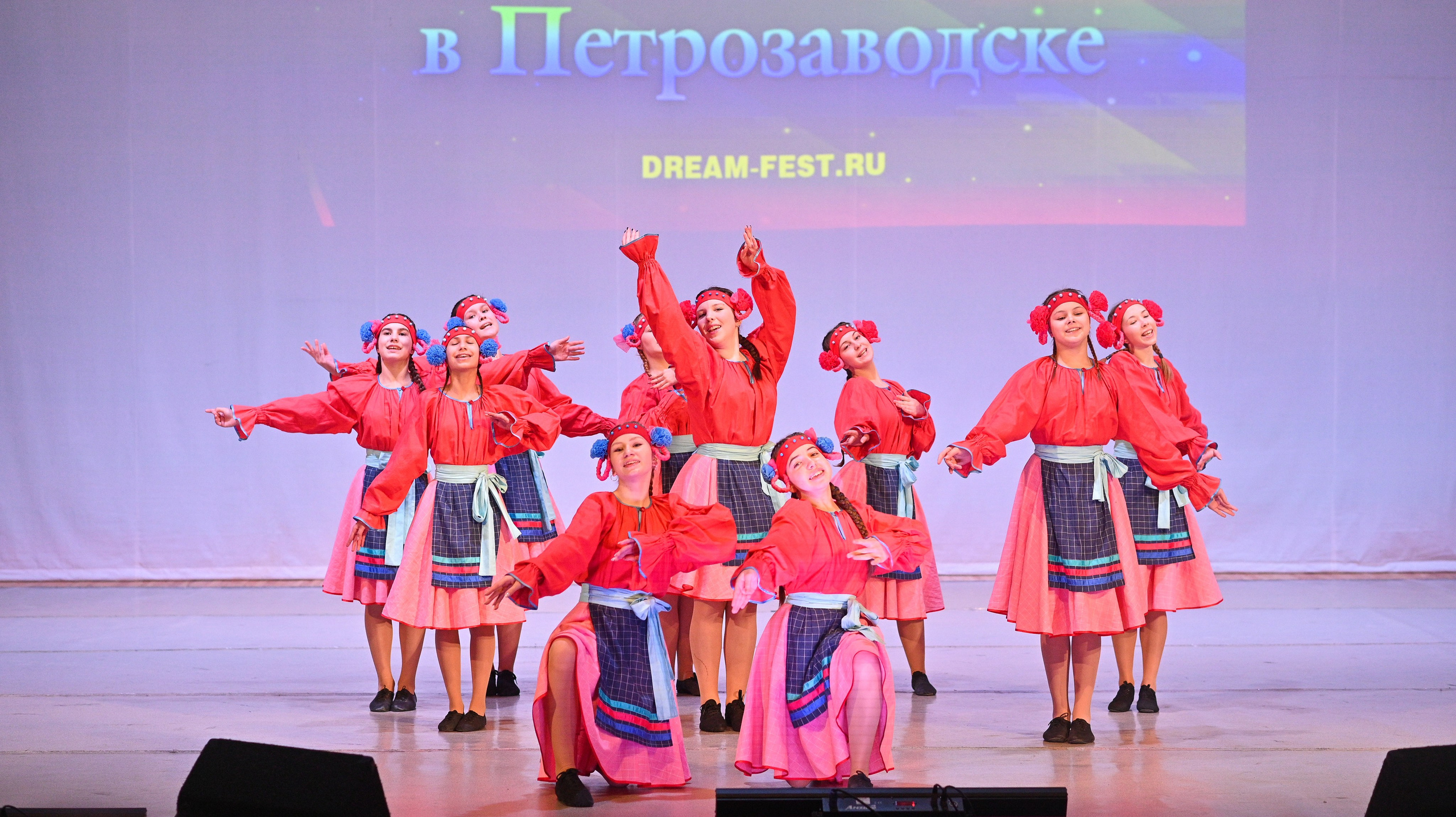 30.11.2024 Фестивальное движение «Шаг к мечте» г. Петрозаводск. Медиастудия Фото Концепт