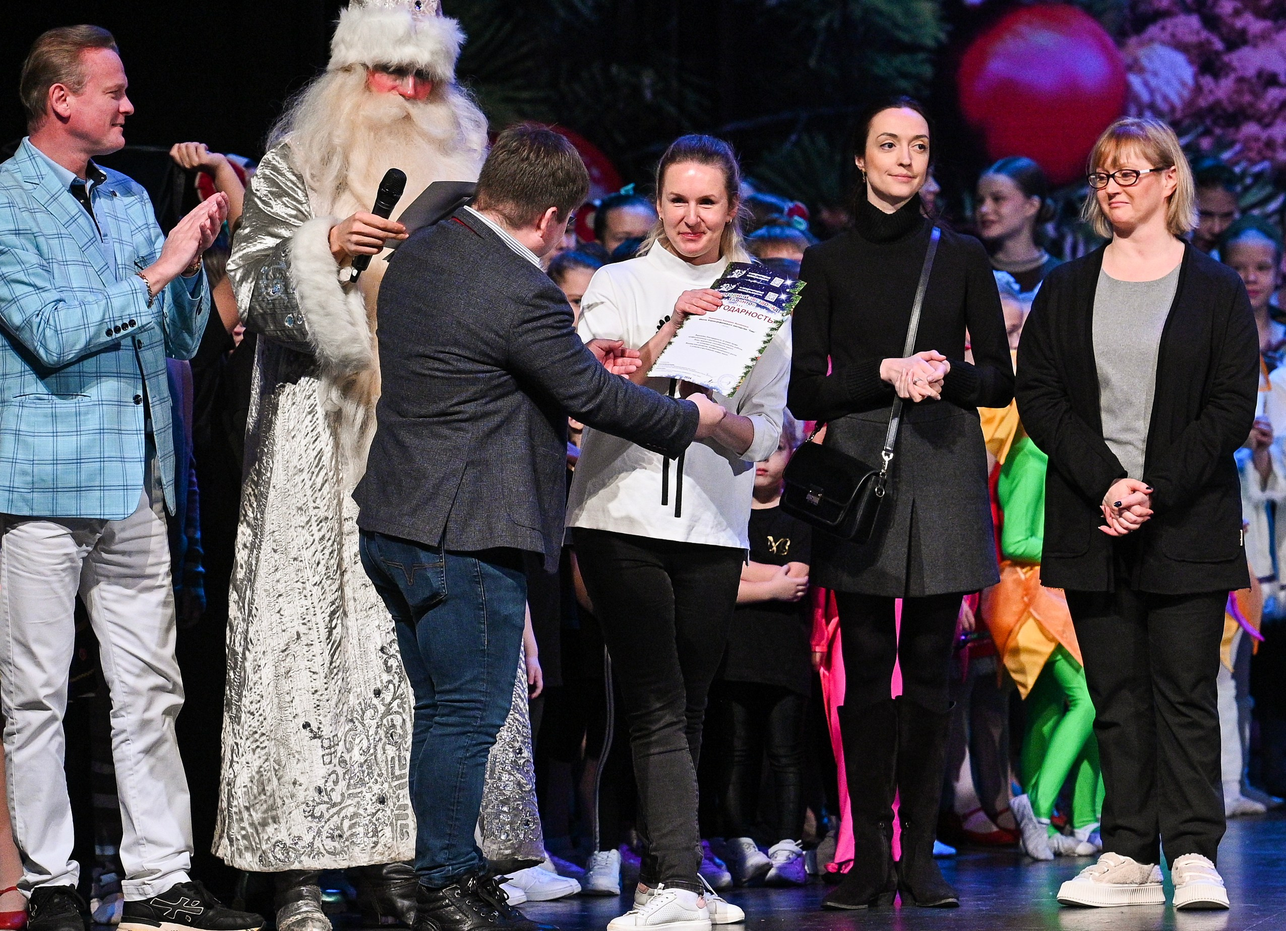 14.11.2024 «Новогодний Звездопад Талантов» Фестивальное движение «Шаг к мечте» г. Москва. Медиастудия Фото Концепт