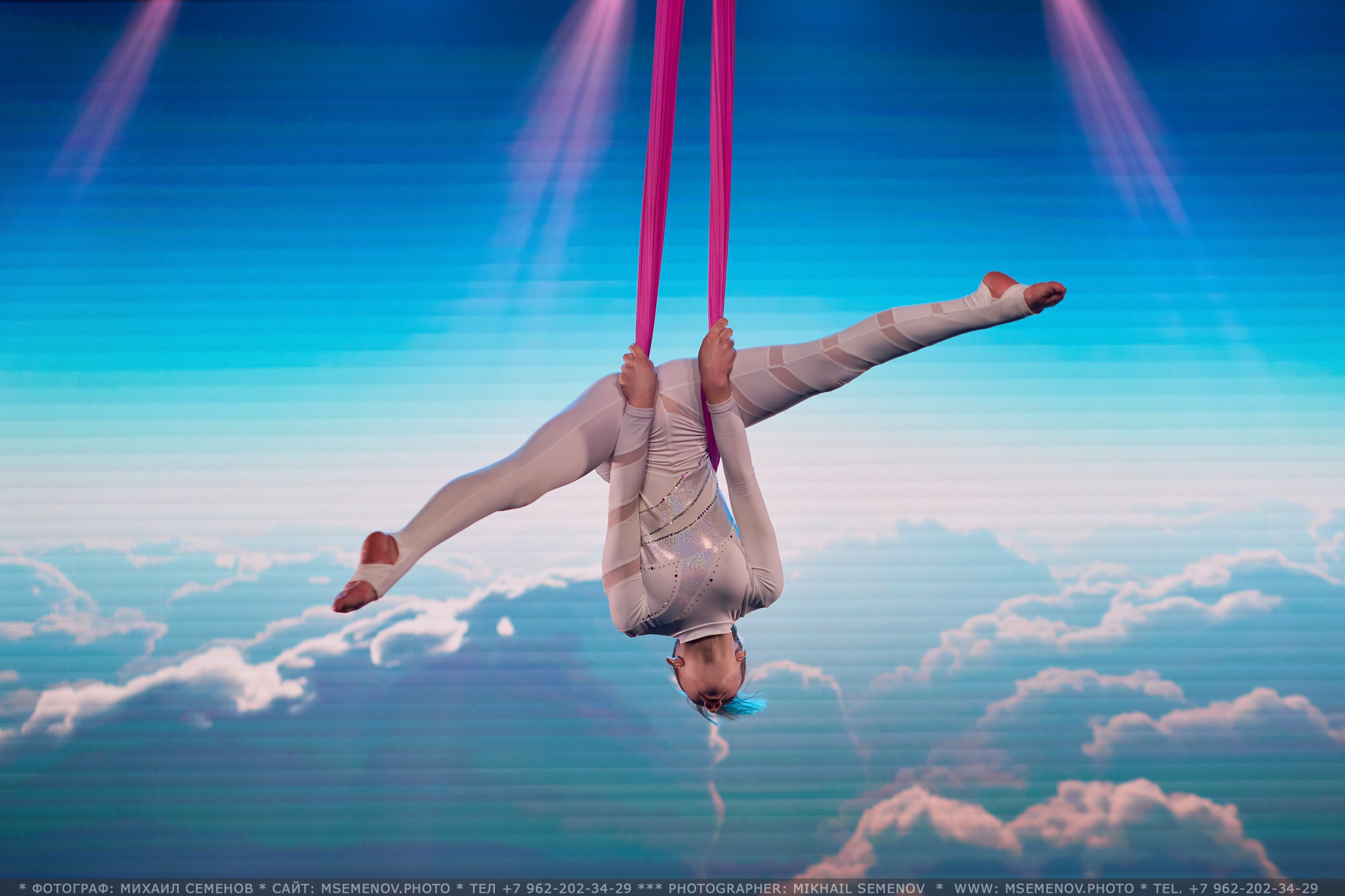 АНОНС фоторепортажа с Юбилейного концерта «ГРАЦИЯ». Фотограф, фотопроекты Михаила Семенова в Ярославле. Фотошкола