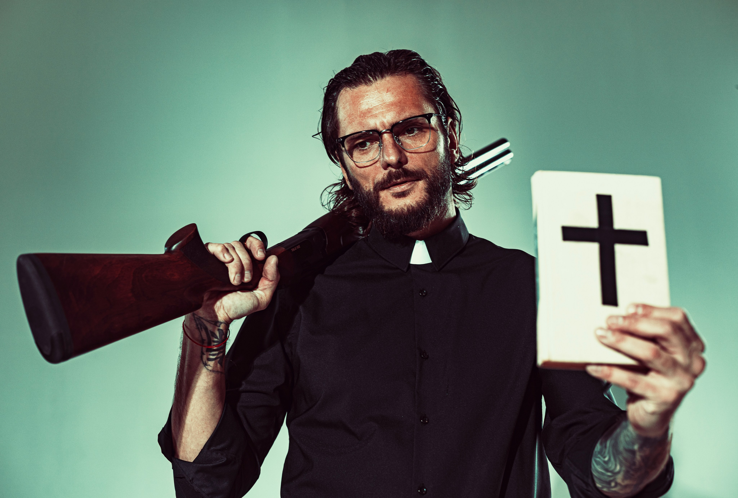 Съёмка № 5. Гангстер, проповедник и свет души. Павел Савельев, фотограф г. Самара